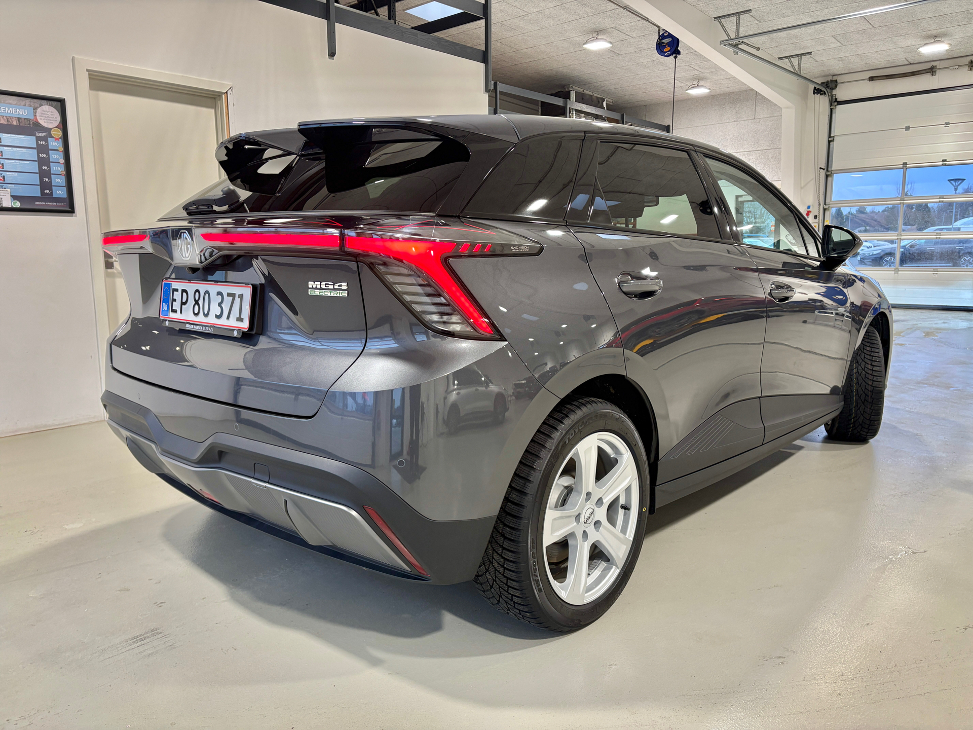 Billede af MG MG4 Electric EL Luxury Long Range 204HK 5d Aut.