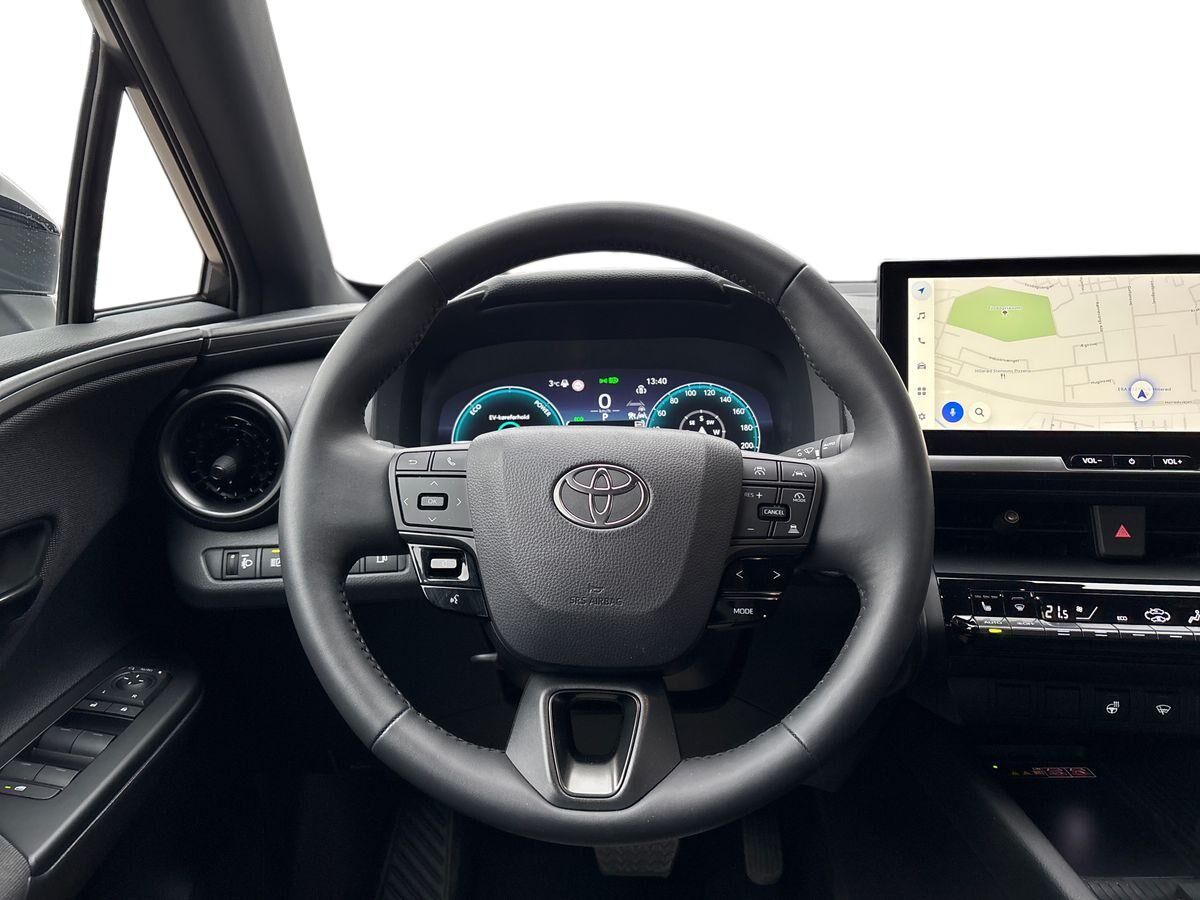Billede af Toyota C-HR 2,0 Plugin-hybrid Style Smart Bi-tone E-CVT 223HK 5d Trinl. Gear