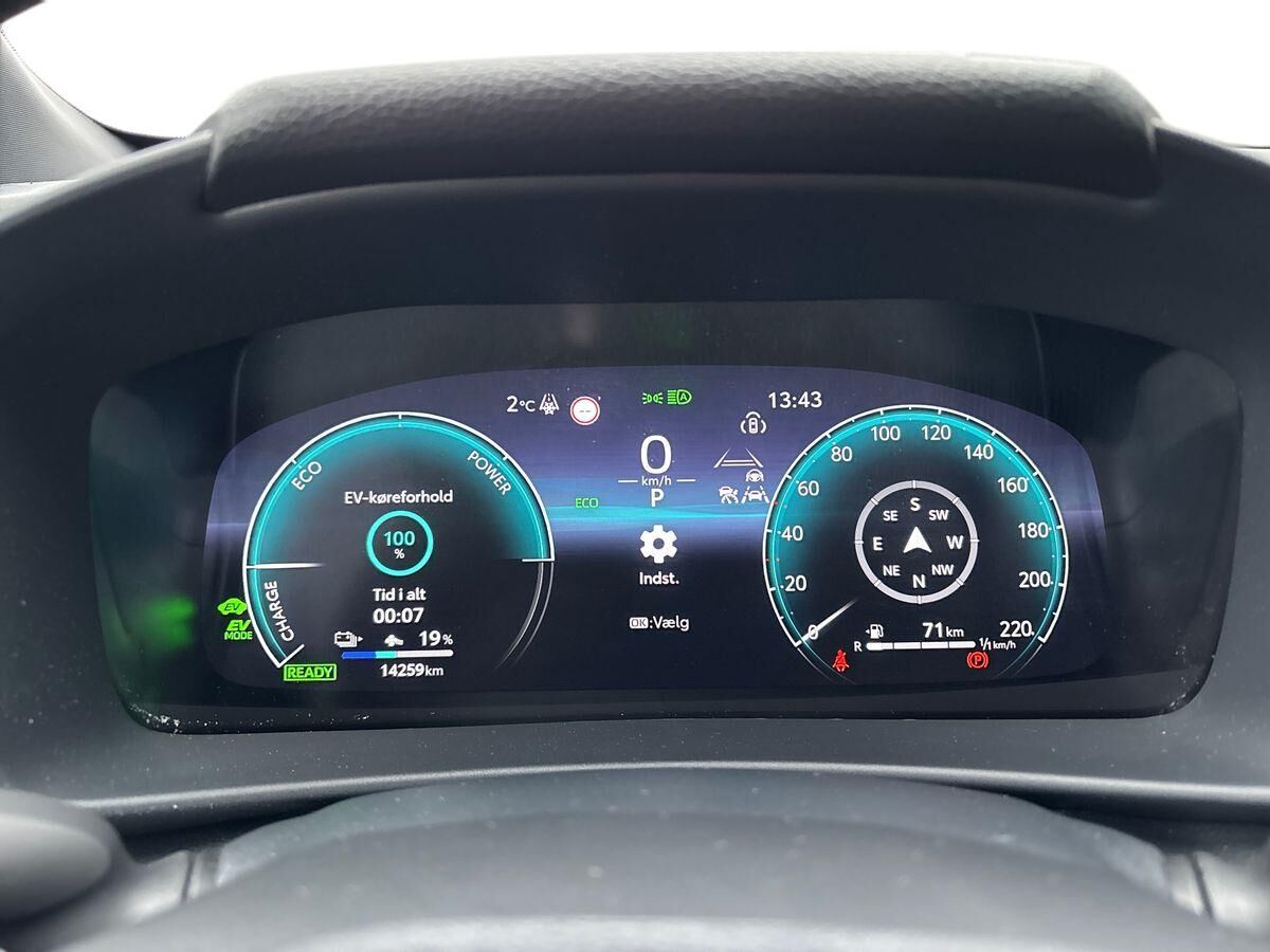 Billede af Toyota C-HR 2,0 Plugin-hybrid Style Smart Bi-tone E-CVT 223HK 5d Trinl. Gear