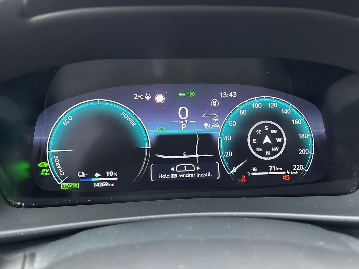 Billede af Toyota C-HR 2,0 Plugin-hybrid Style Smart Bi-tone E-CVT 223HK 5d Trinl. Gear