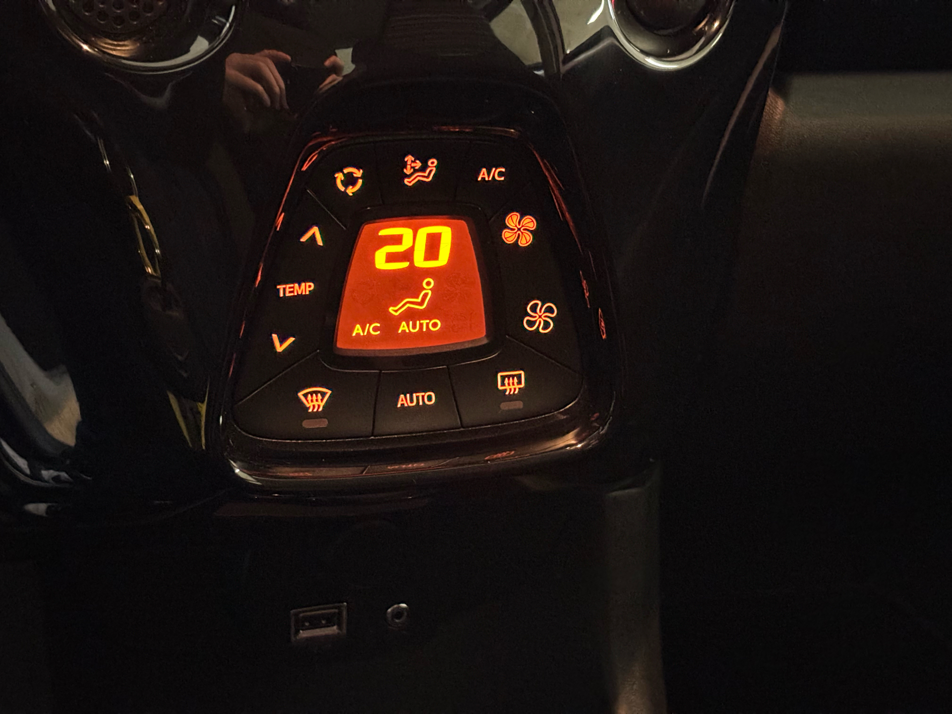 Billede af Citroën C1 1,0 VTi Shine 72HK 5d