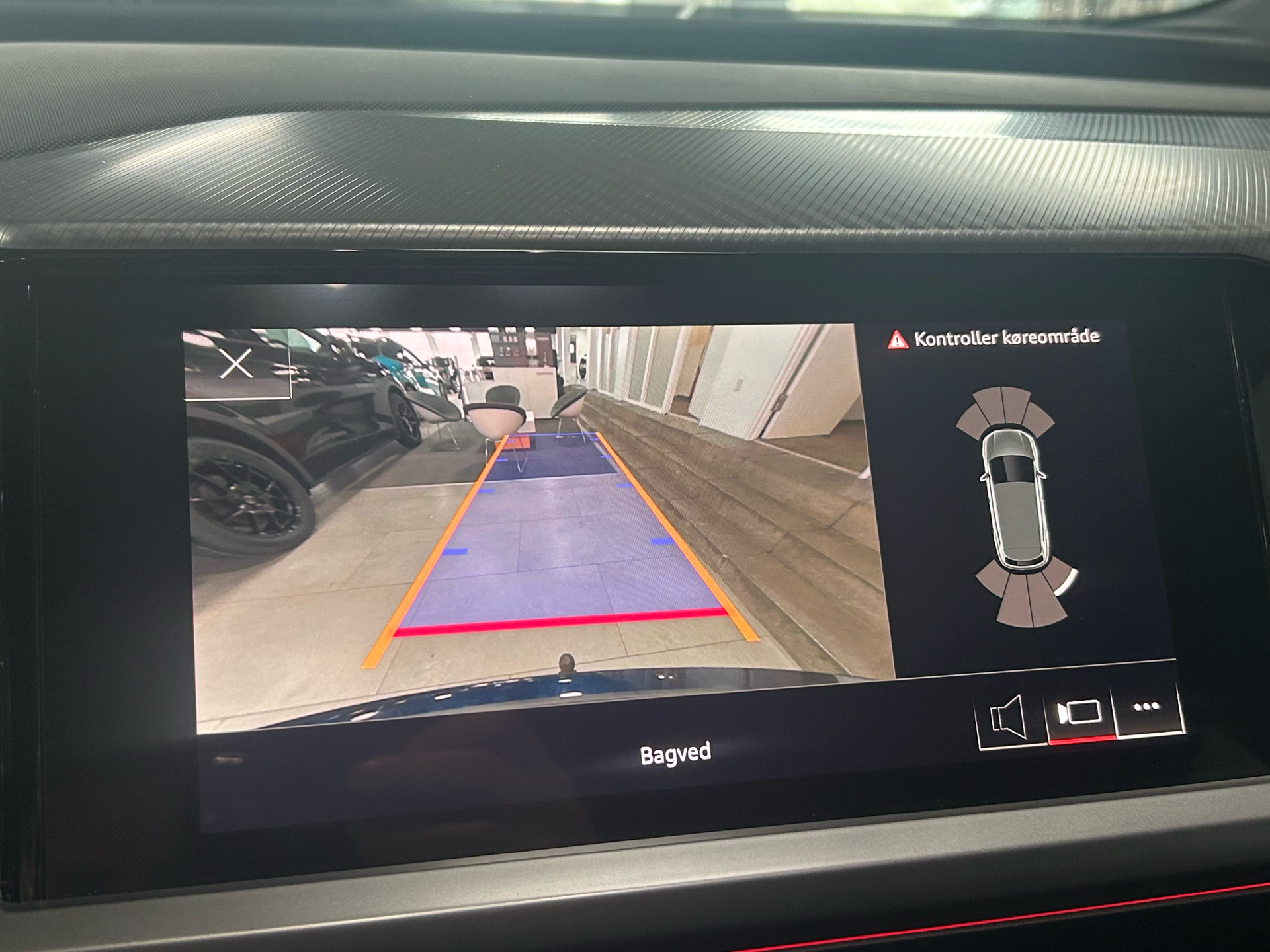 Billede af Audi Q4 40 E-tron Attitude 204HK 5d Aut.