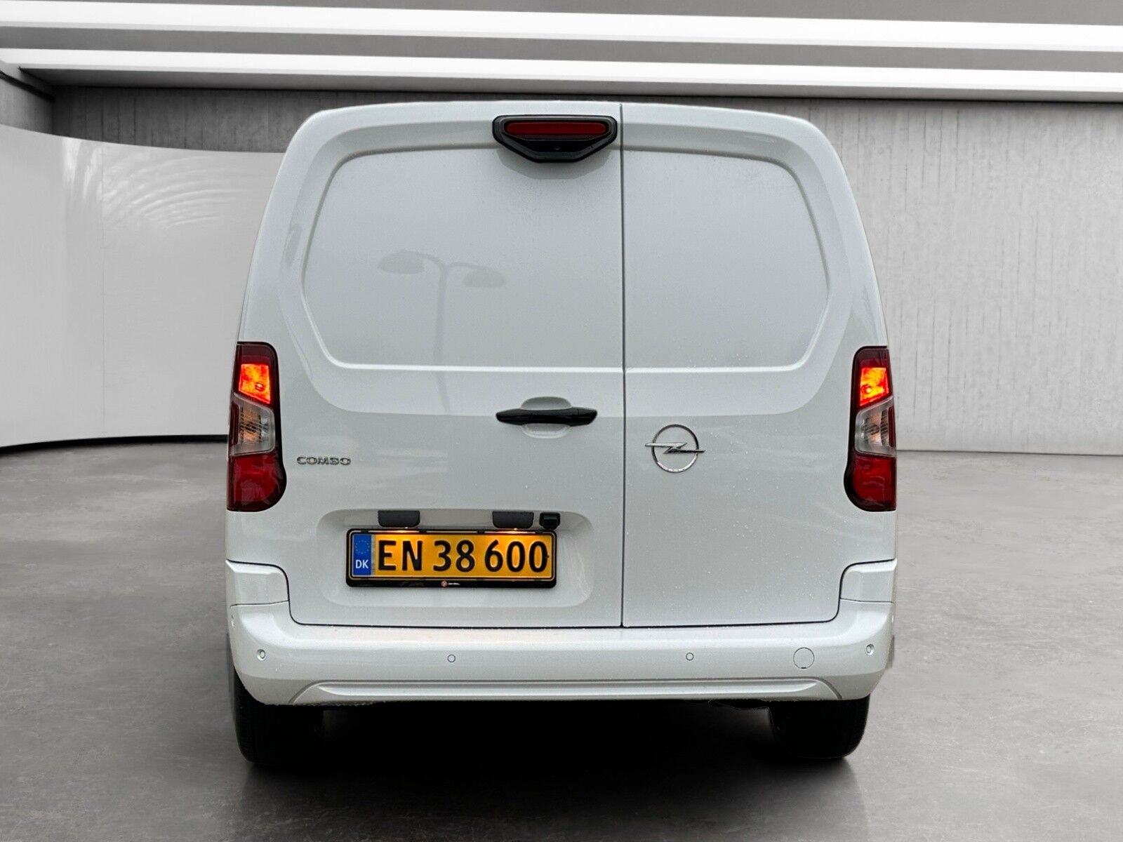 Billede af Opel Combo L2V2 1,5 BlueHDi Innovation+ EAT8 130HK Van 8g Aut.