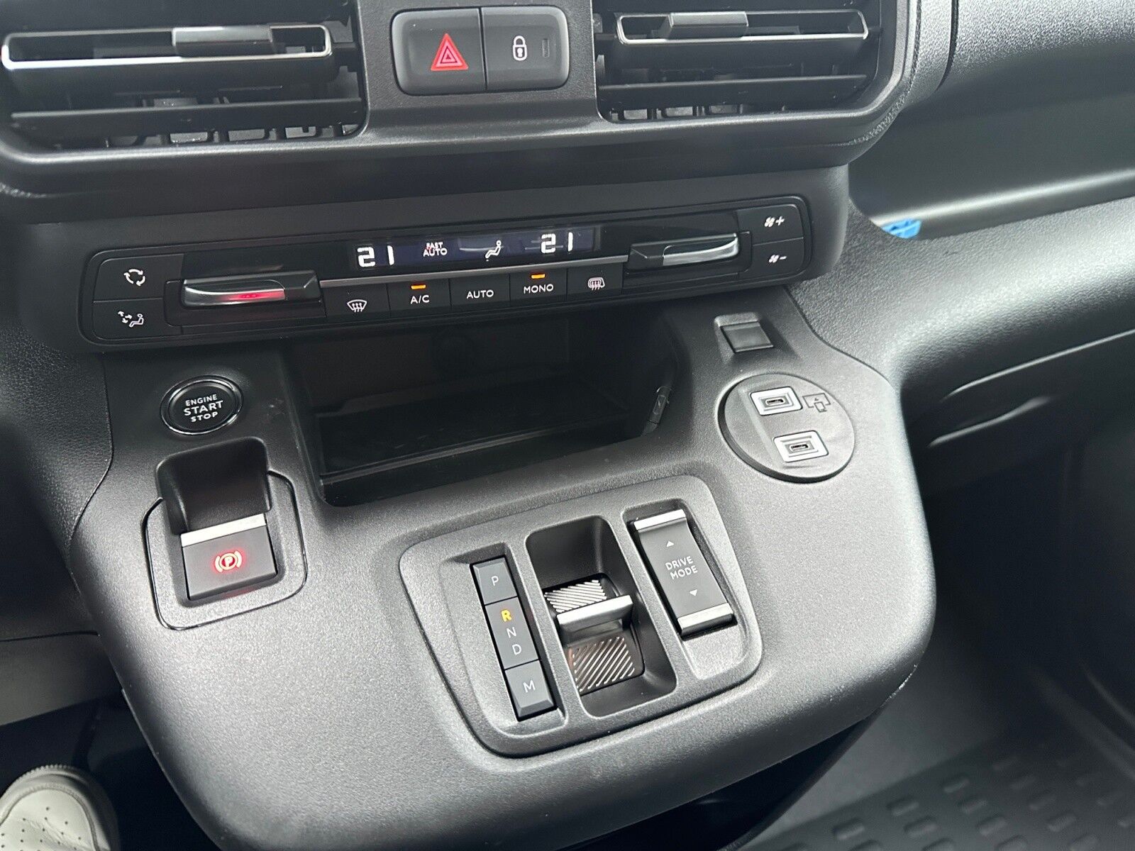 Billede af Opel Combo L2V2 1,5 BlueHDi Innovation+ EAT8 130HK Van 8g Aut.