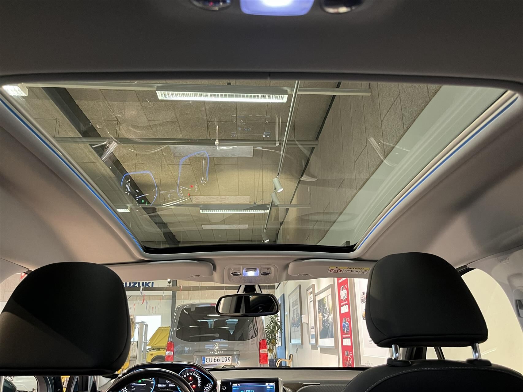 Billede af Peugeot 2008 1,2 PureTech Exclusive Plus 130HK 5d 6g