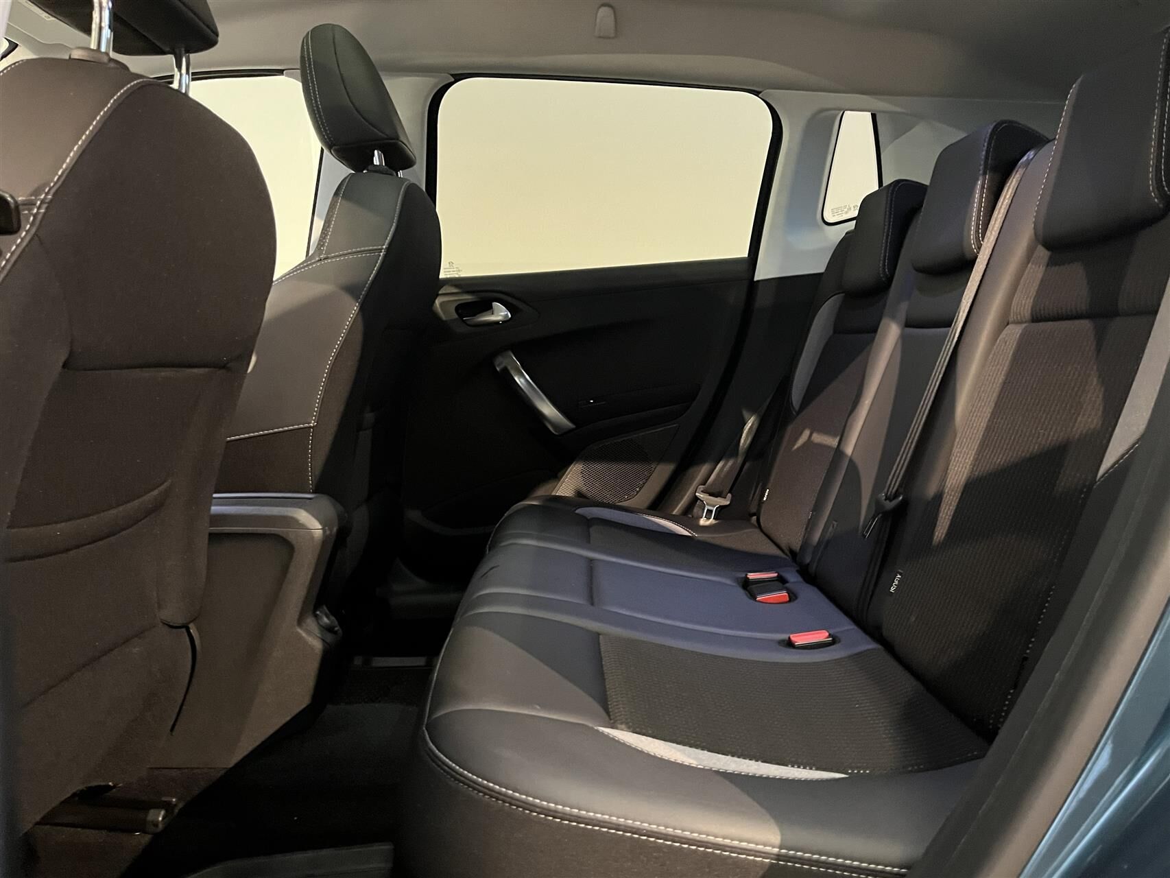 Billede af Peugeot 2008 1,2 PureTech Exclusive Plus 130HK 5d 6g