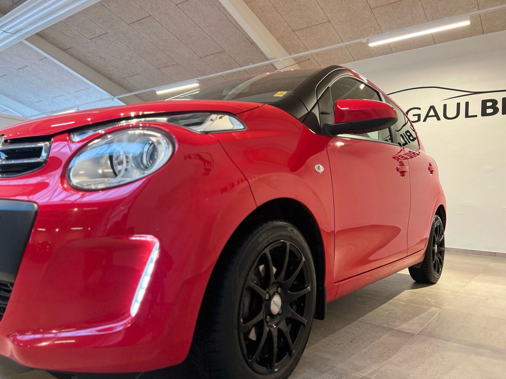 Billede af Citroën C1 1,0 VTi Street 72HK 5d