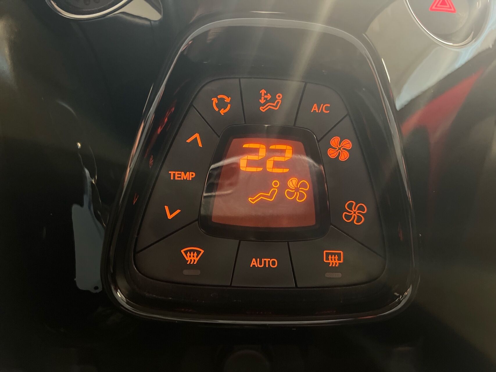 Billede af Citroën C1 1,0 VTi Street 72HK 5d