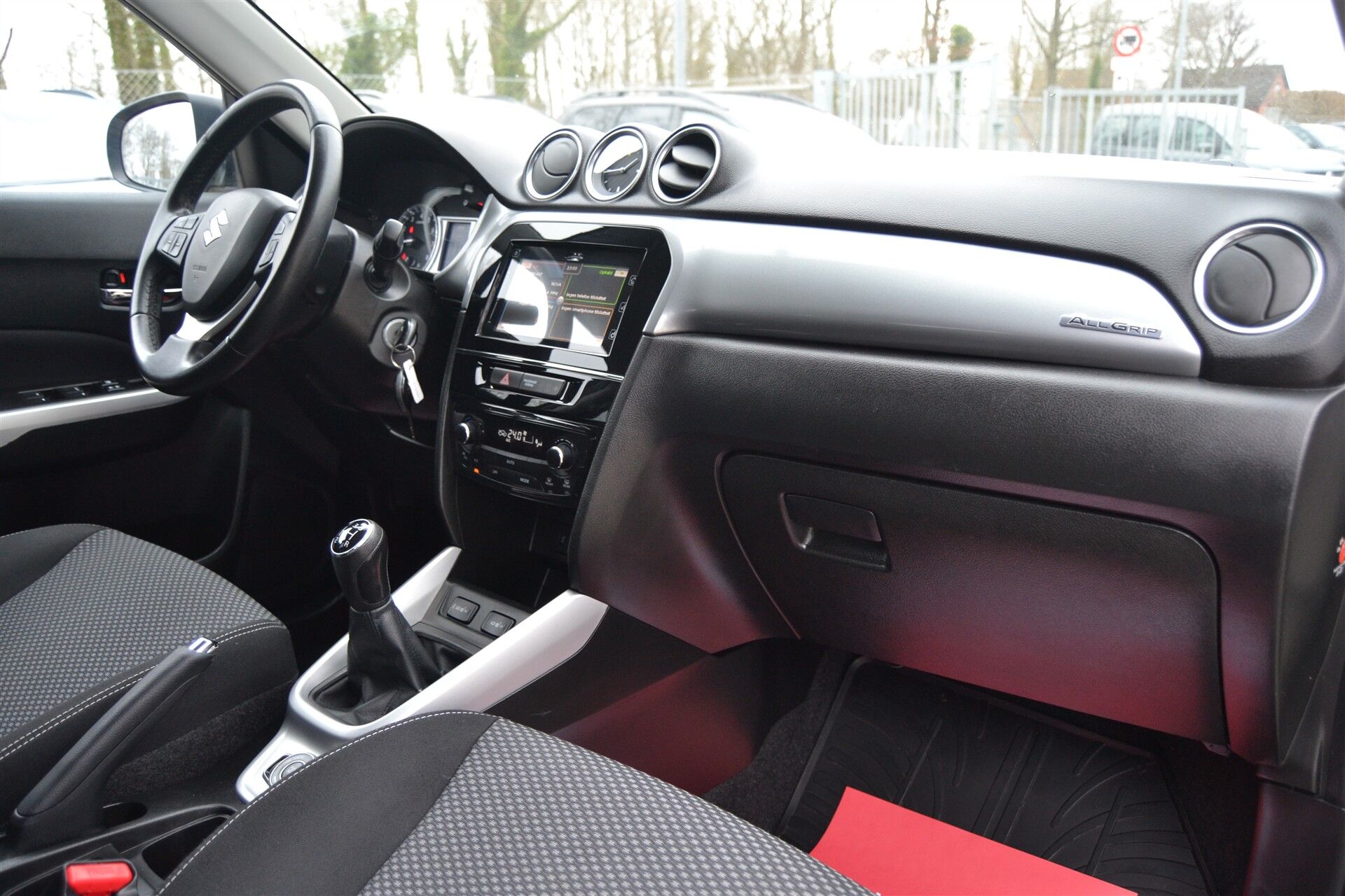 Billede af Suzuki Vitara 1,6 Active AllGrip 120HK 5d