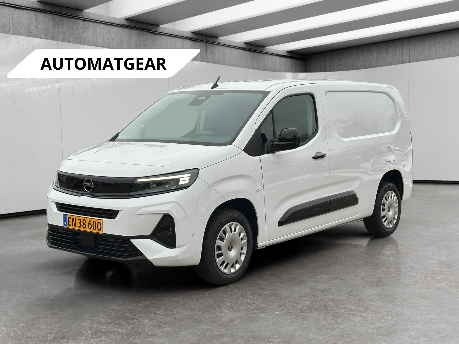 Billede af Opel Combo L2V2 1,5 BlueHDi Innovation+ EAT8 130HK Van 8g Aut.