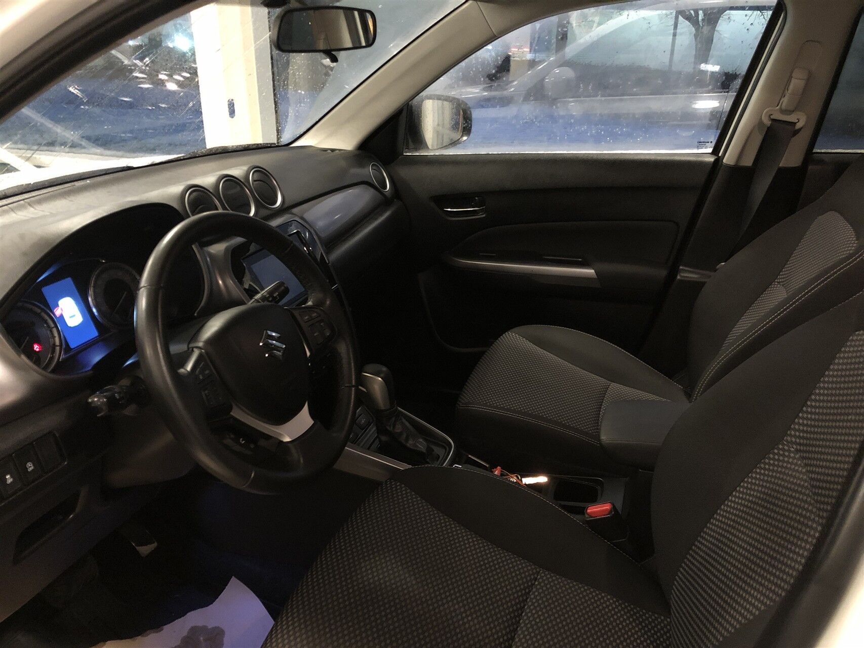 Billede af Suzuki Vitara 1,0 Boosterjet Active 112HK 5d 6g Aut.