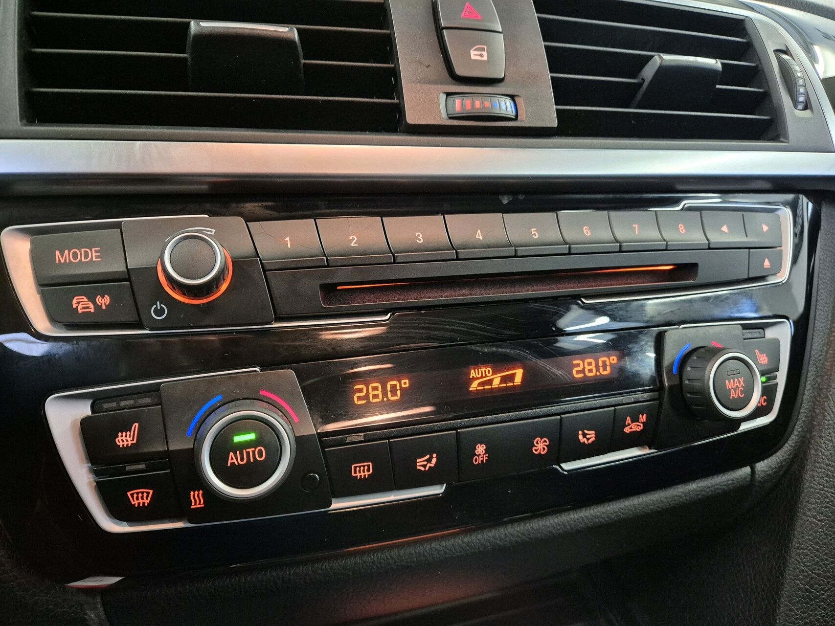 Billede af BMW 320d 2,0 D Executive Steptronic 190HK 8g Aut.