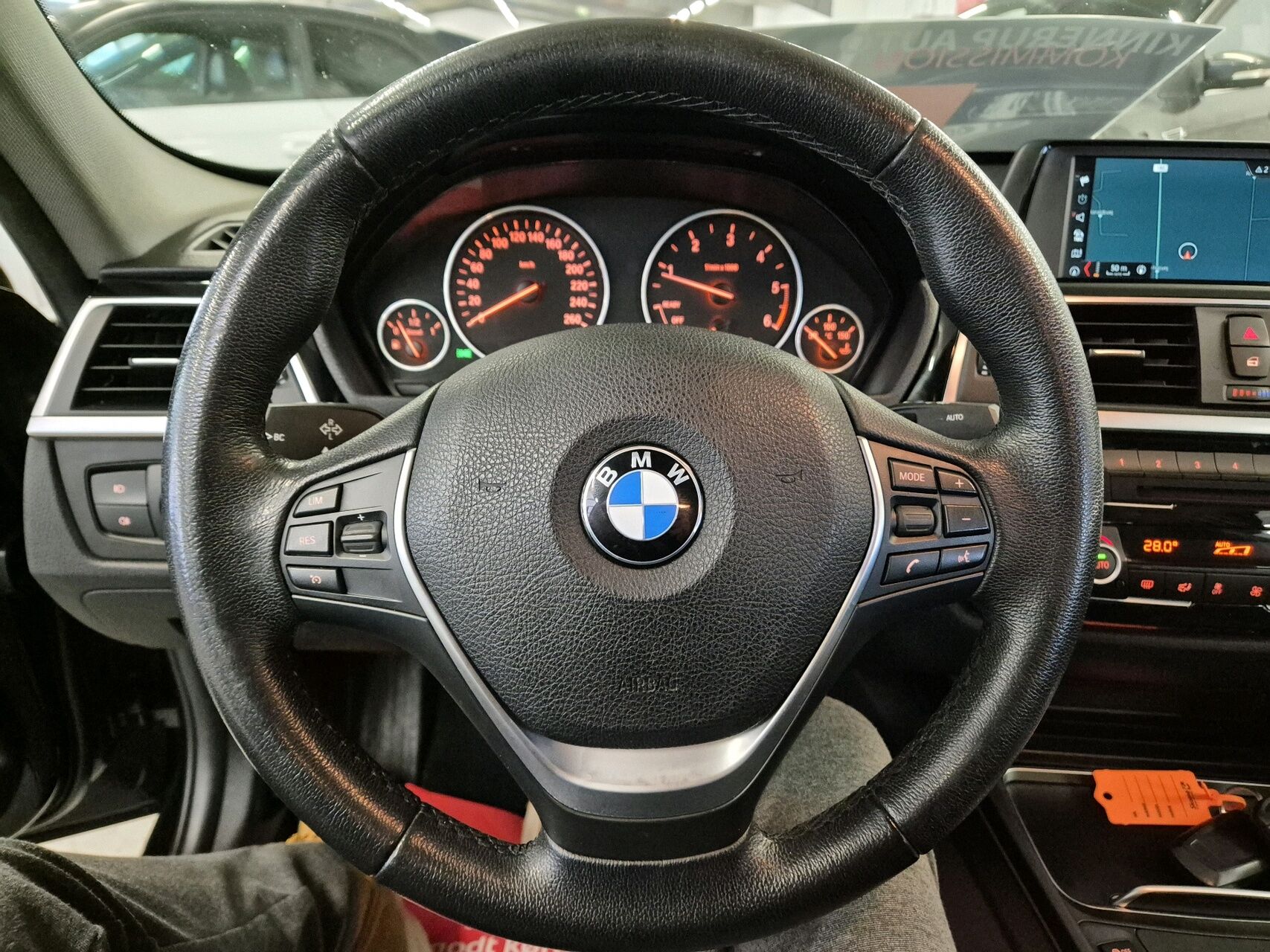 Billede af BMW 320d 2,0 D Executive Steptronic 190HK 8g Aut.