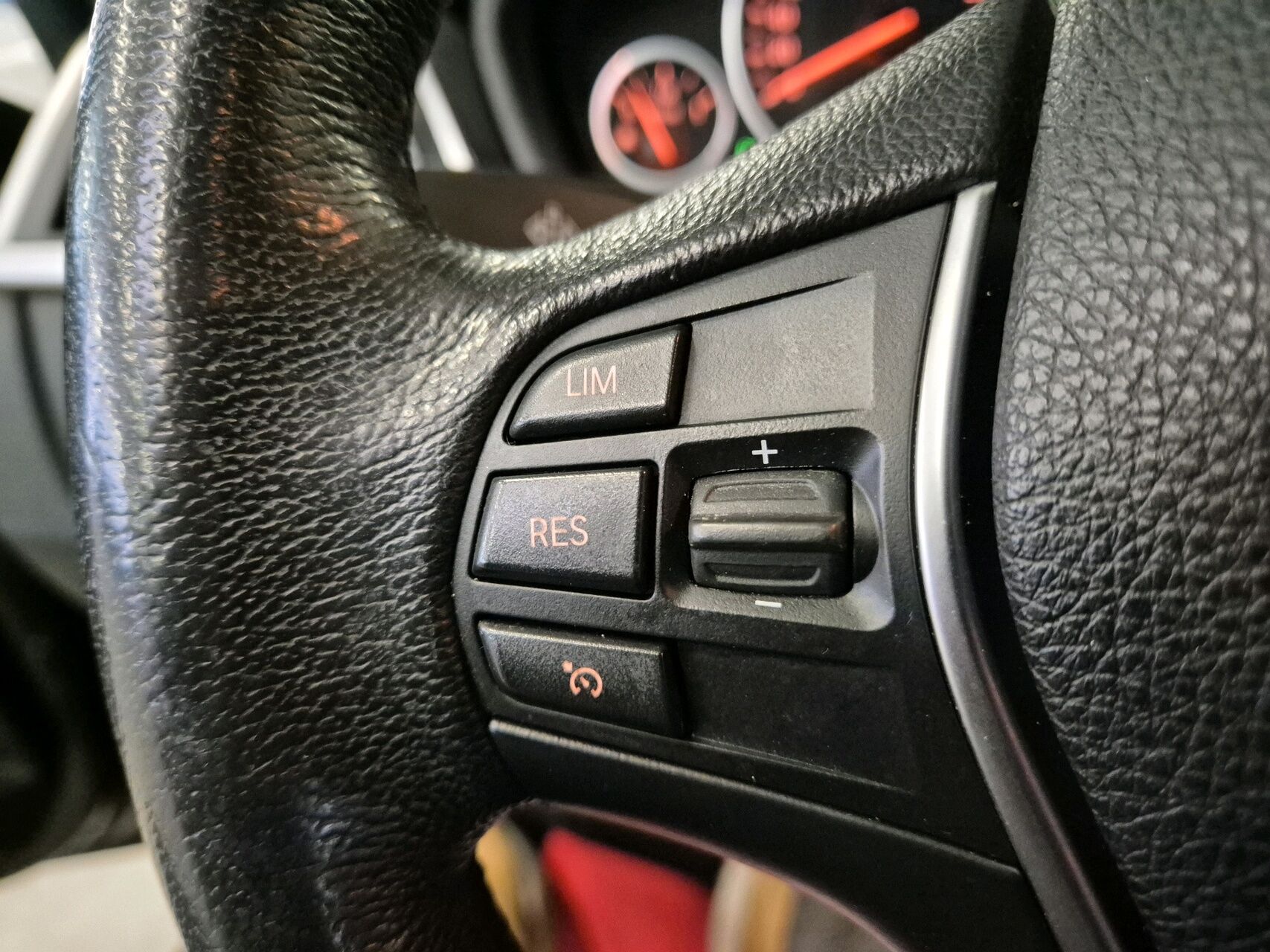 Billede af BMW 320d 2,0 D Executive Steptronic 190HK 8g Aut.