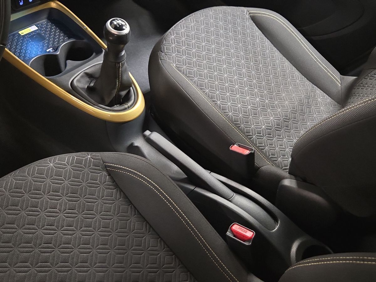 Billede af Toyota Aygo X 1,0 VVT-I Pulse Edition Design 72HK 5d