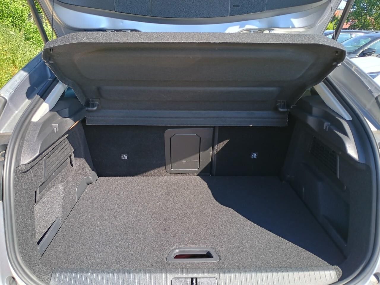 Billede af Citroën e-C4 EL Max 136HK 5d Aut.