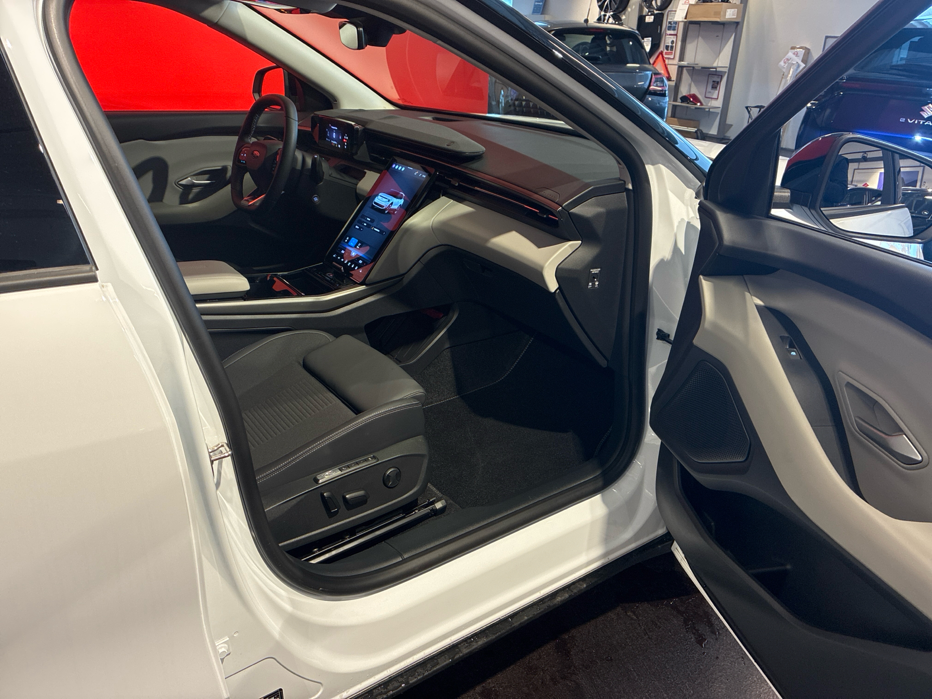 Billede af Ford Explorer EL UR Select RWD 286HK 5d Aut.