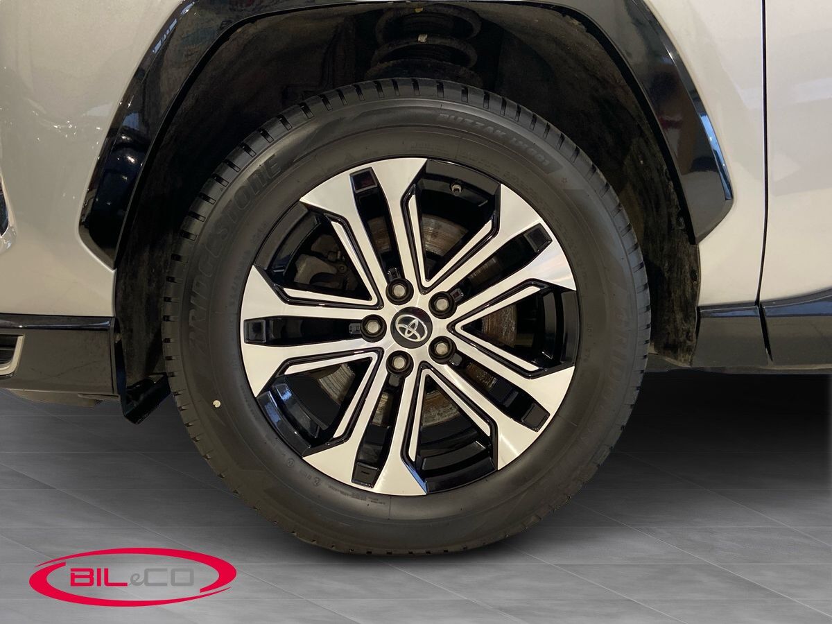 Billede af Toyota RAV4 Plug-in 2,5 Plugin-hybrid Active Business Comfort AWD 306HK 5d 6g Aut.