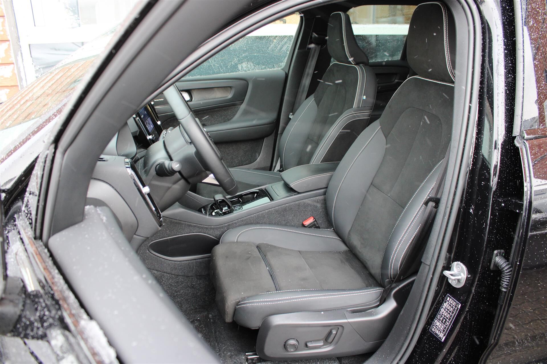 Billede af Volvo XC40 P8 Recharge Twin Ultimate AWD 408HK 5d Aut.