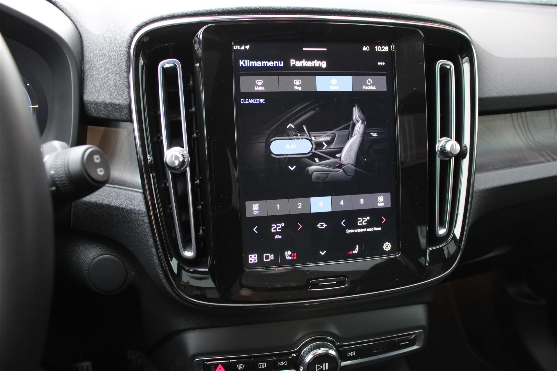 Billede af Volvo XC40 P8 Recharge Twin Ultimate AWD 408HK 5d Aut.