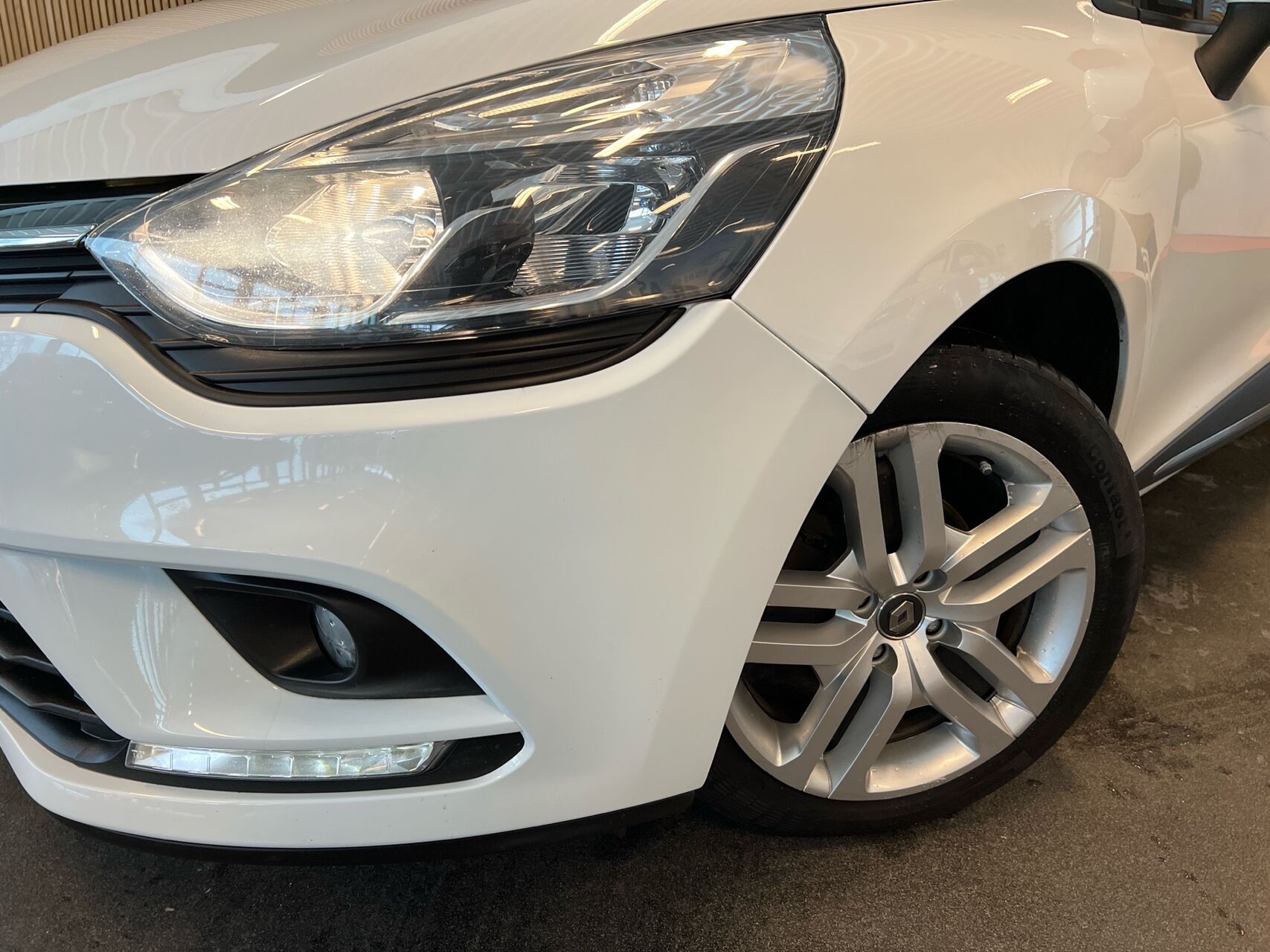 Billede af Renault Clio Sport Tourer 0,9 Energy TCe Zen 90HK Stc