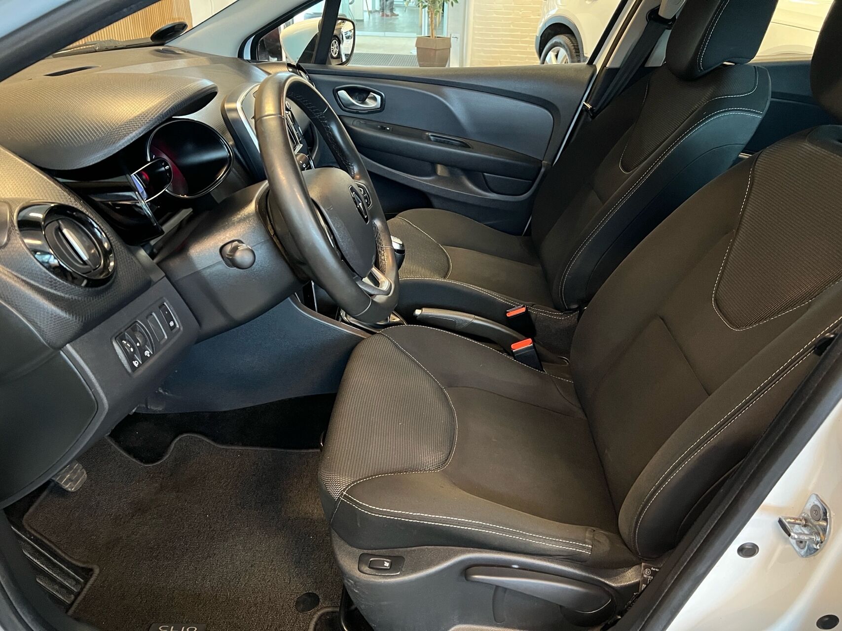 Billede af Renault Clio Sport Tourer 0,9 Energy TCe Zen 90HK Stc