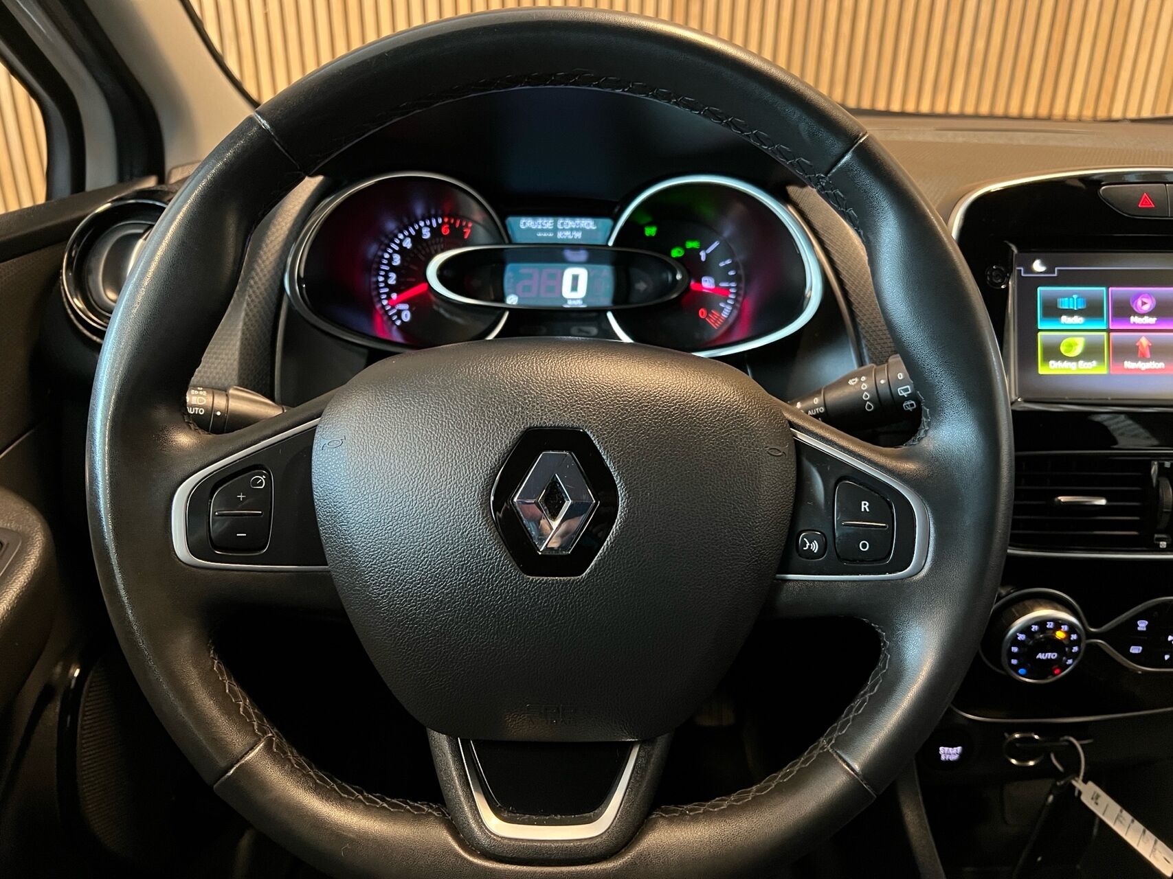 Billede af Renault Clio Sport Tourer 0,9 Energy TCe Zen 90HK Stc