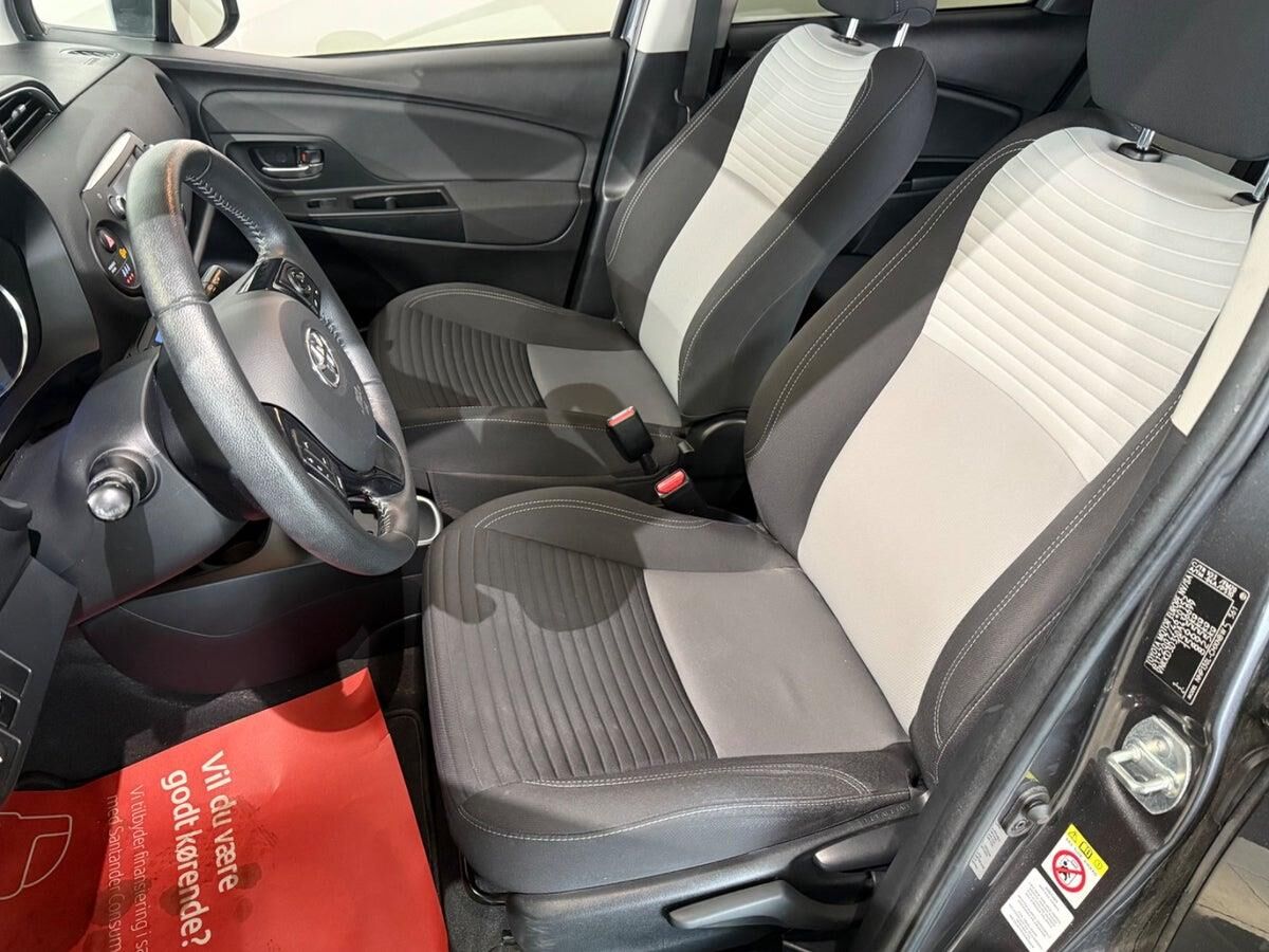 Billede af Toyota Yaris 1,5 Hybrid H2 Premium E-CVT 100HK 5d Trinl. Gear