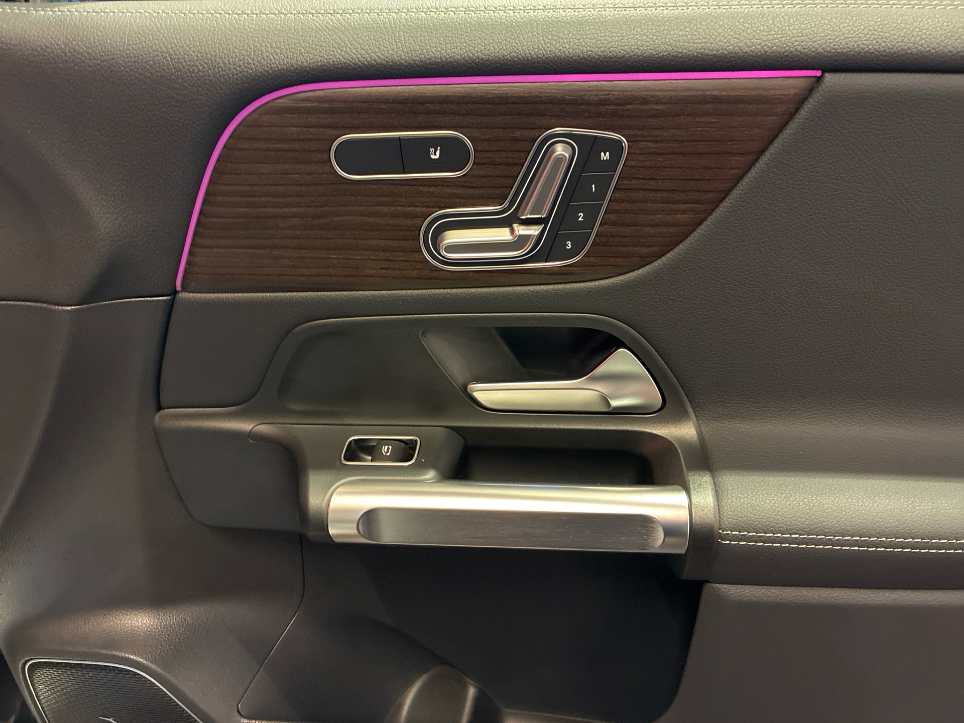 Billede af Mercedes-Benz EQB 250+ EL 190HK 5d Aut.