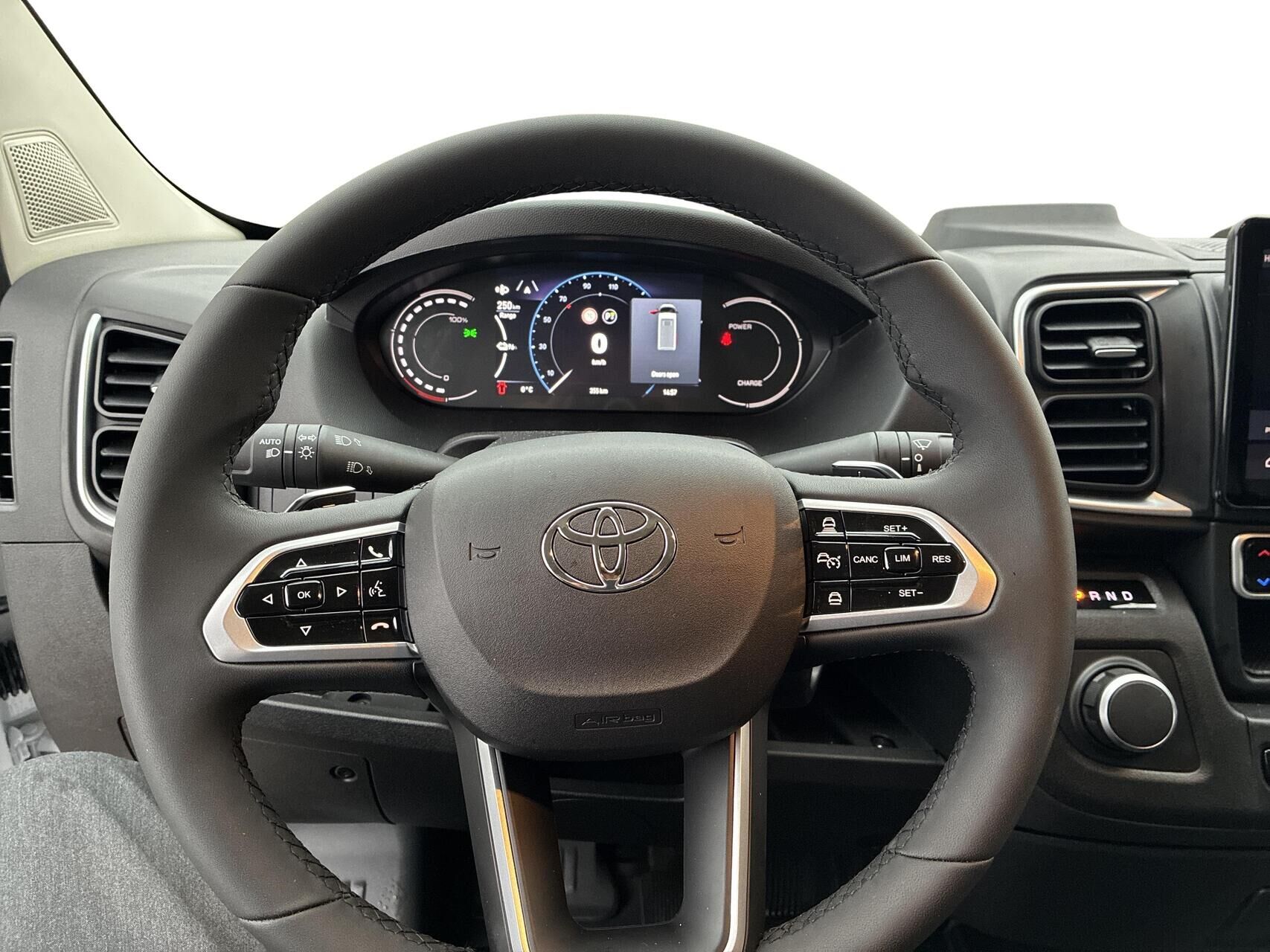 Billede af Toyota Proace Max Electric Long EL Comfort Master m. Højt tag 270HK Van Aut.