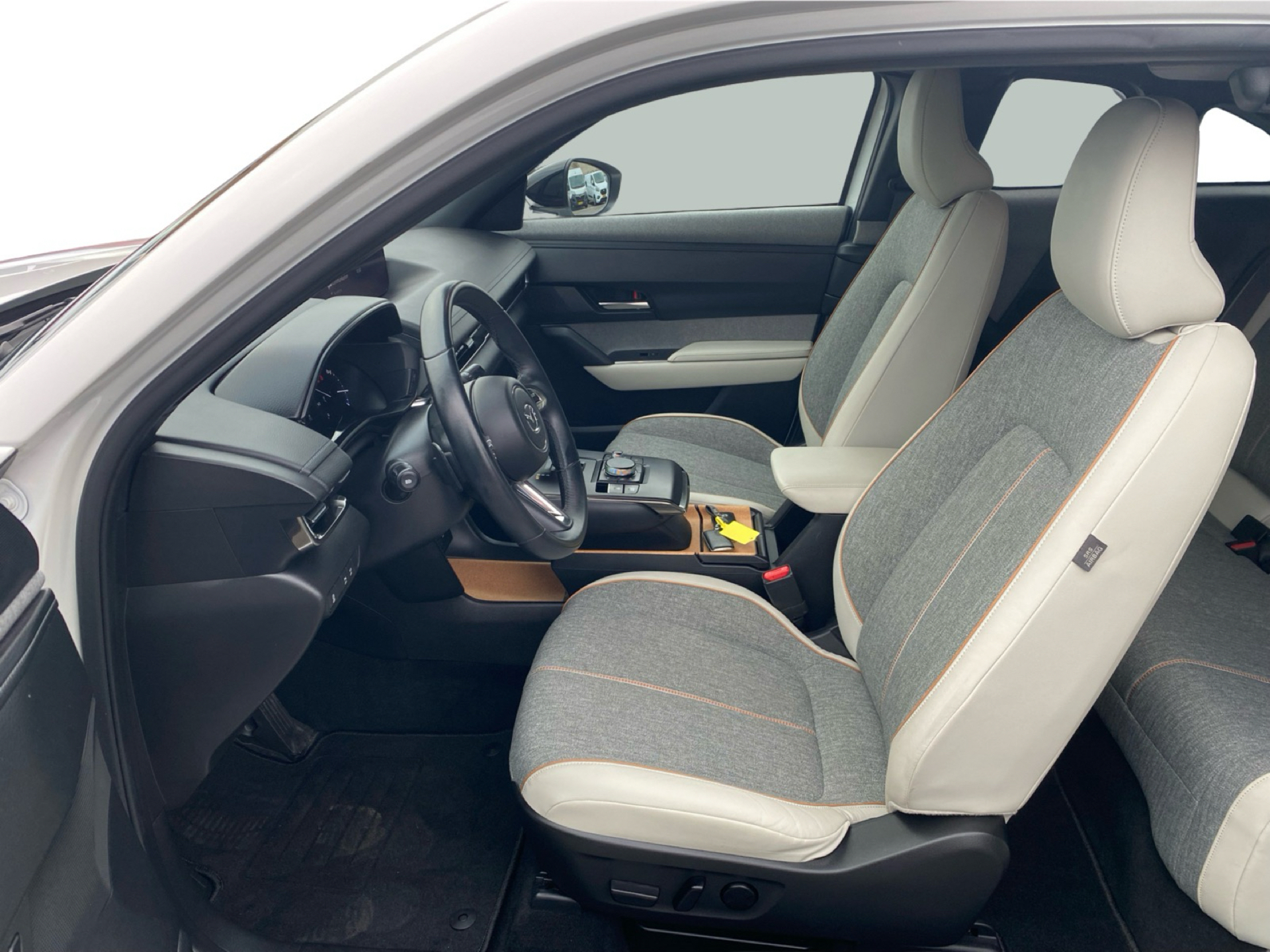 Billede af Mazda MX-30 e-Skyactiv Exclusive-Line 145HK 5d Aut.