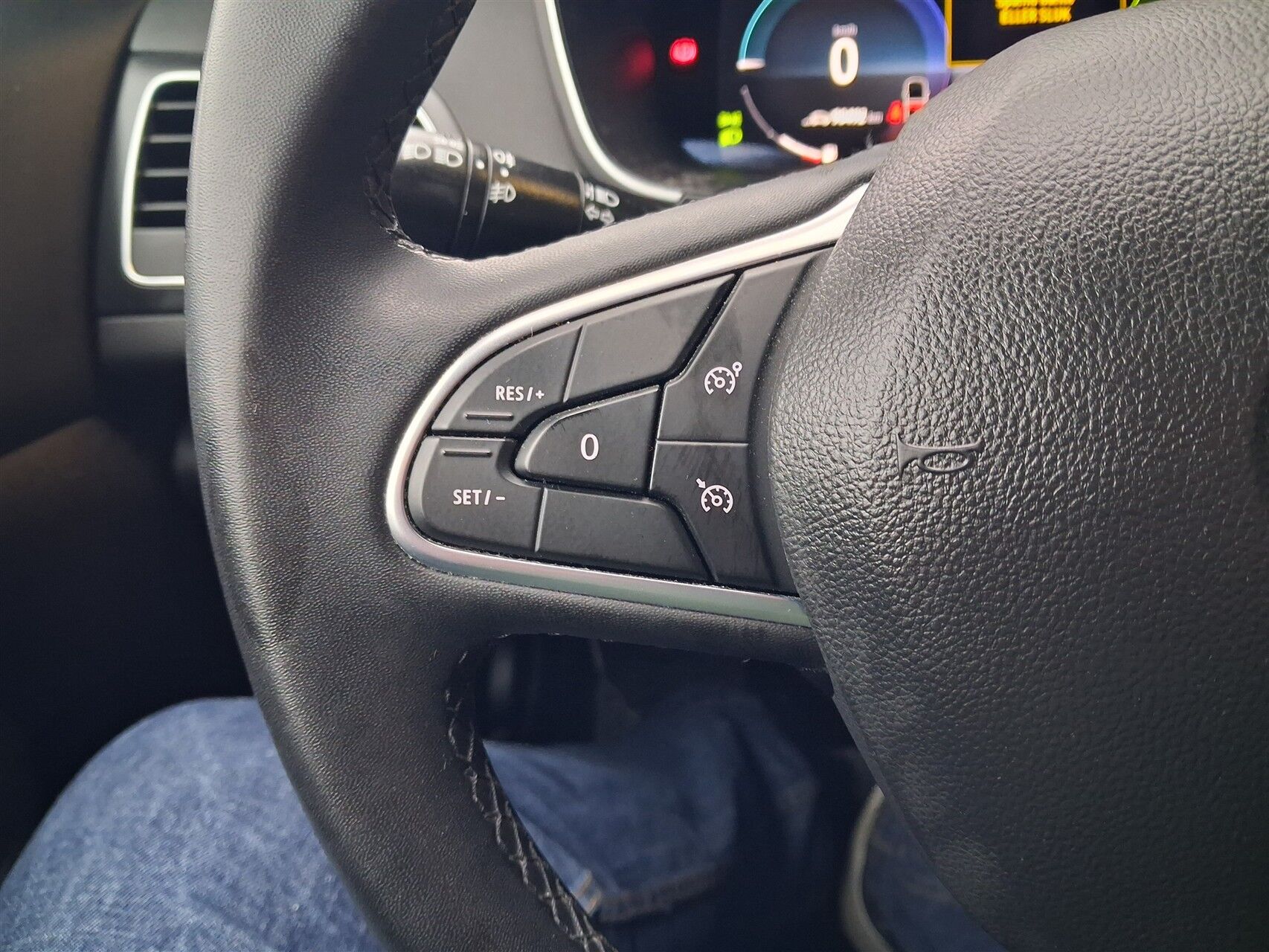 Billede af Renault Mégane Sport Tourer 1,6 E-TECH  Plugin-hybrid Zen 160HK Stc Aut.