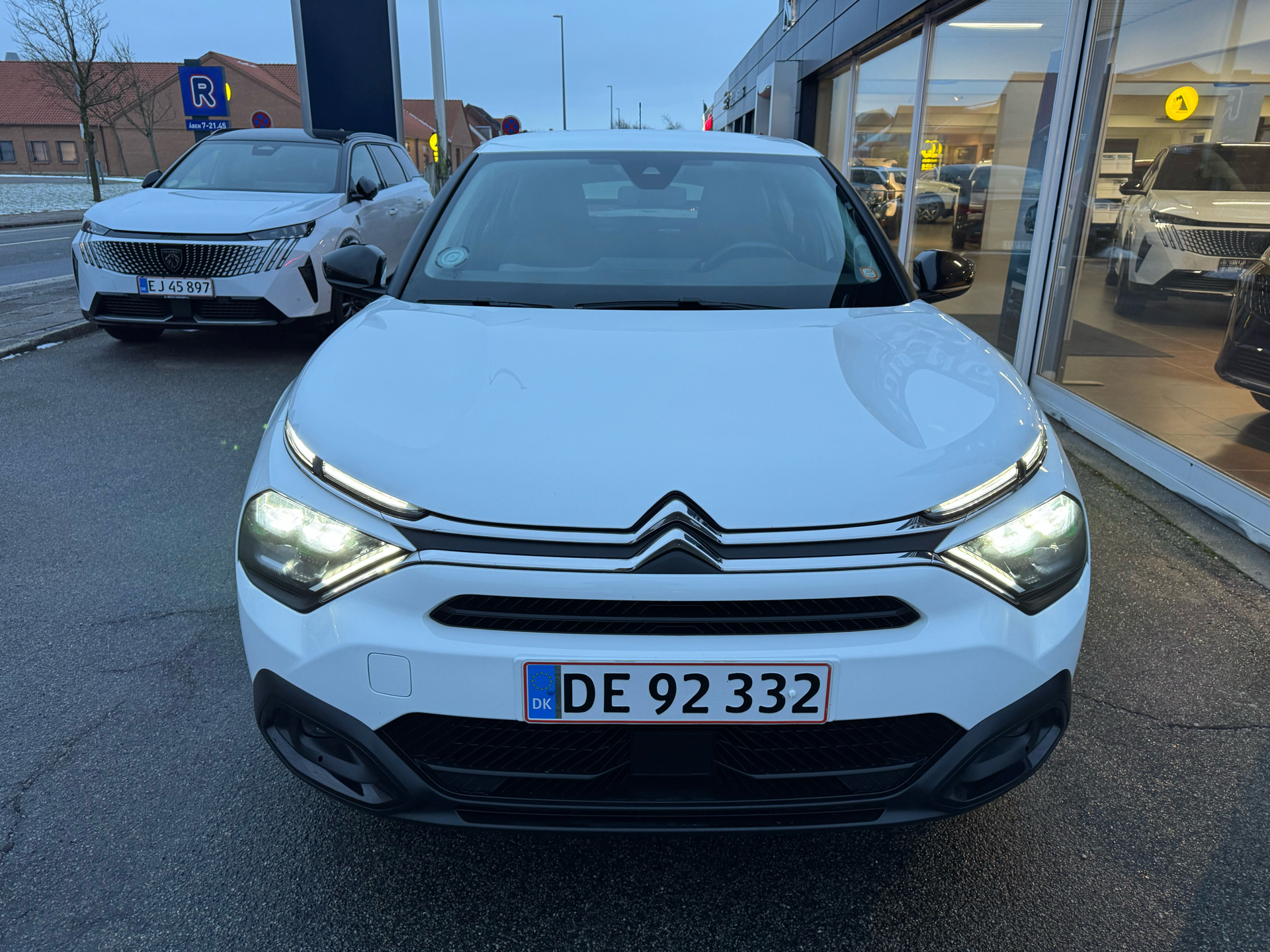 Billede af Citroën e-C4 EL Feel 136HK 5d Aut.