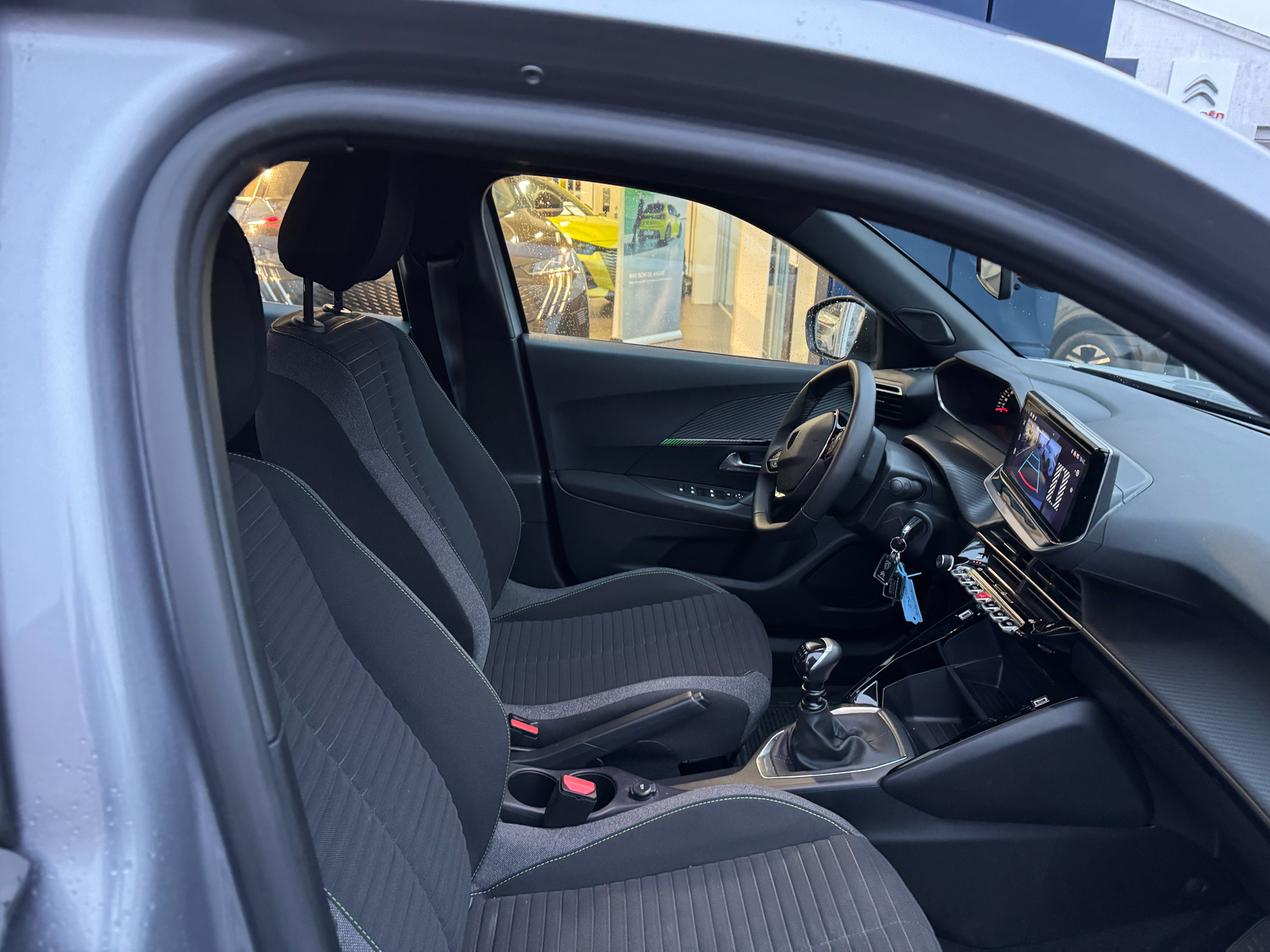 Billede af Peugeot 2008 1,2 PureTech Active+ 100HK 5d 6g