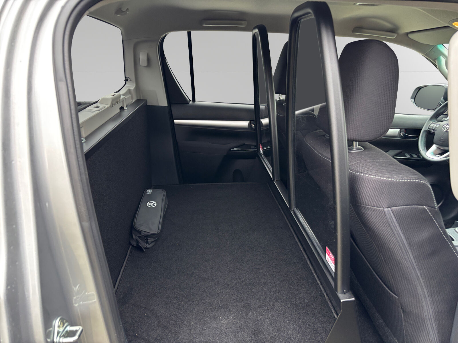 Billede af Toyota HiLux Dobb.Kab. 2,4 D-4D T3 4x4 150HK DobKab Aut.