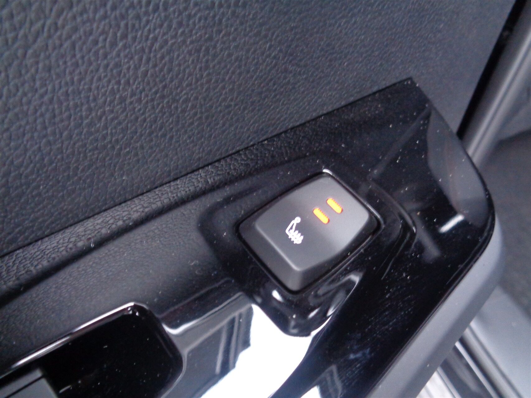 Billede af KGM Torres EVX EL Standard 207HK 5d Aut.