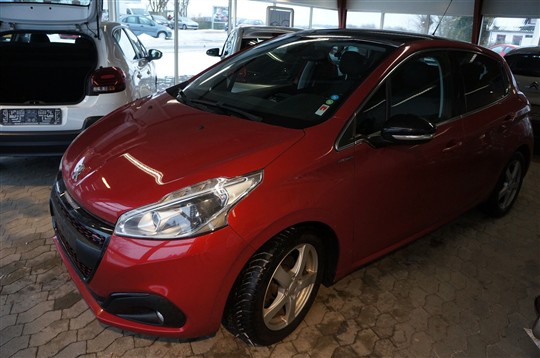 Peugeot 208 1,6 BlueHDi GT Line Sky 100HK 5d