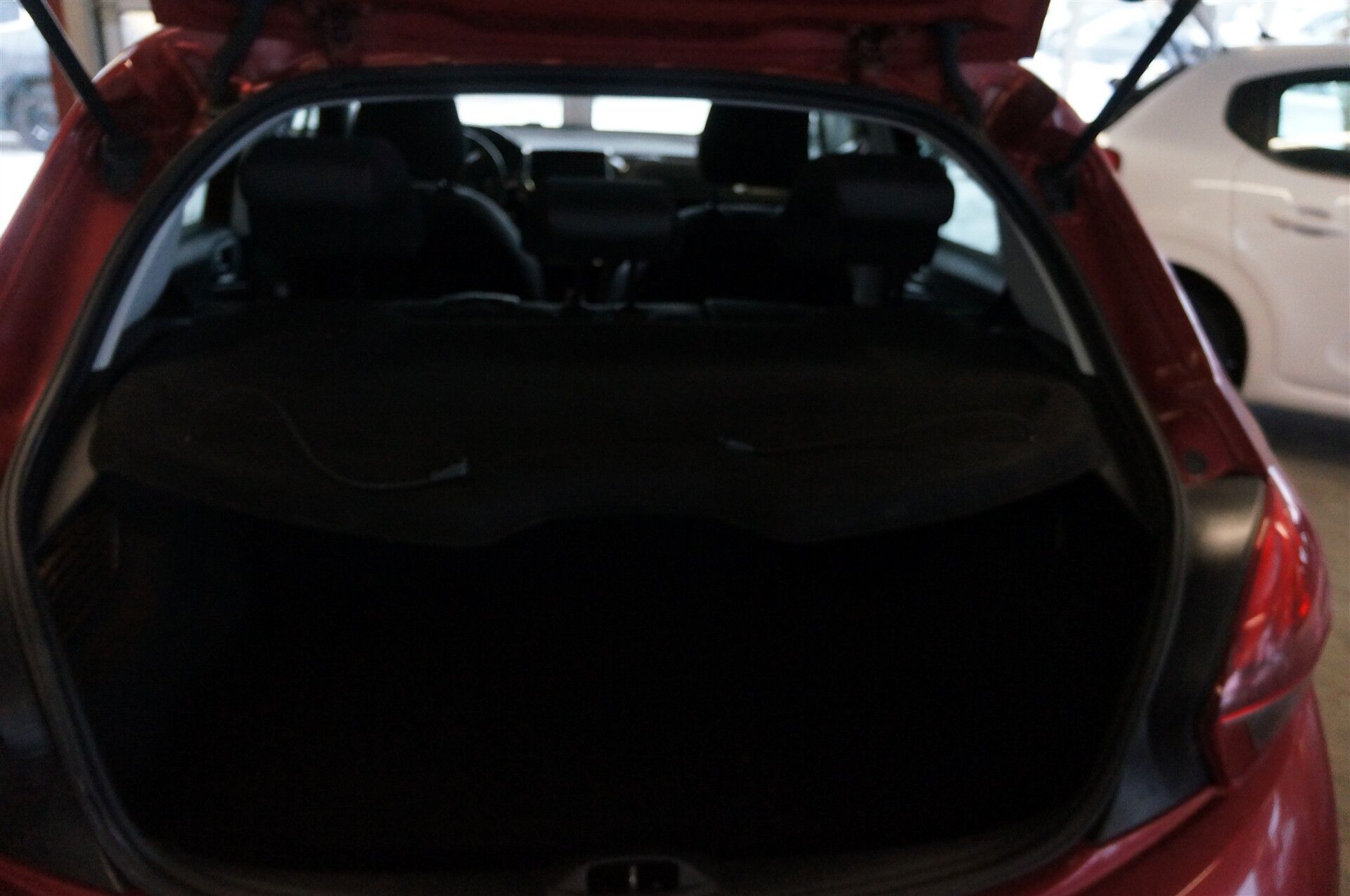 Billede af Peugeot 208 1,6 BlueHDi GT Line Sky 100HK 5d