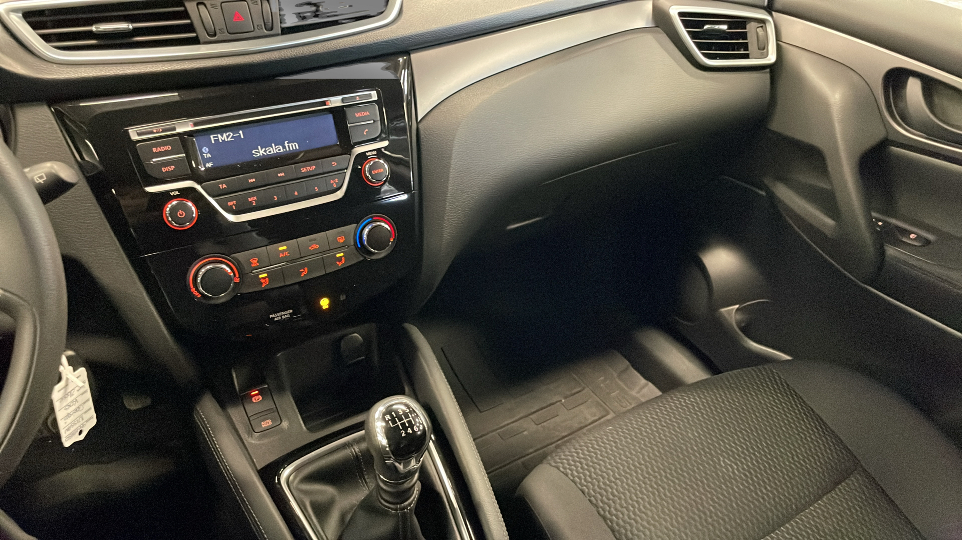 Billede af Nissan Qashqai 1,3 Dig-T Visia 140HK 5d 6g