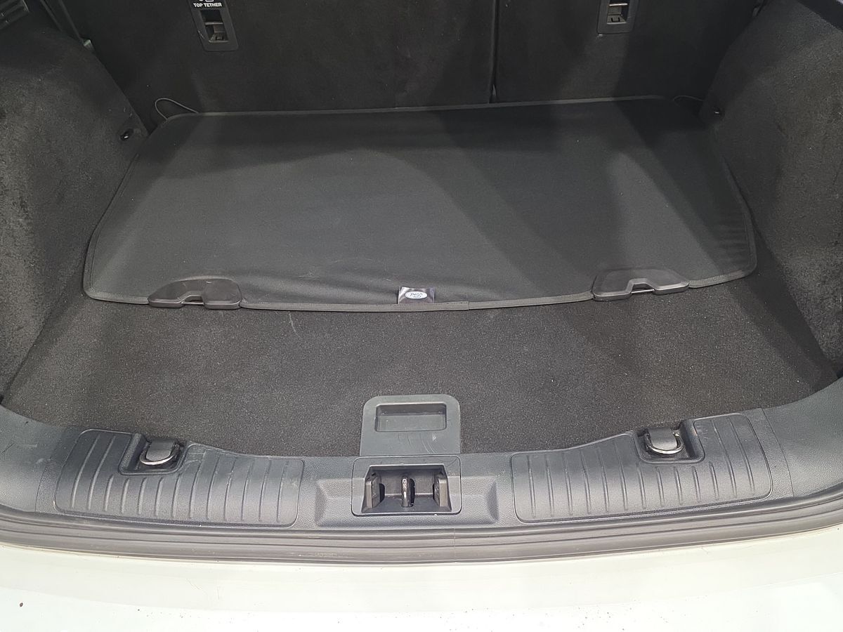 Billede af Ford Kuga 2,5 Plugin-hybrid ST-Line X CVT 225HK 5d Trinl. Gear