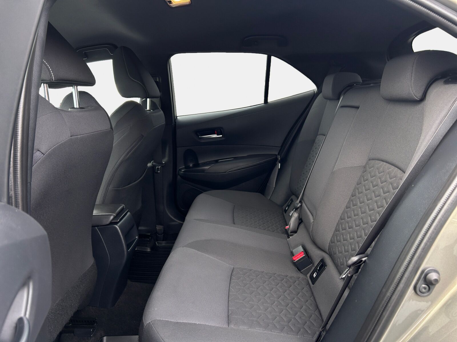 Billede af Toyota Corolla 2,0 Hybrid H3 Premium E-CVT 180HK 5d 6g Aut.