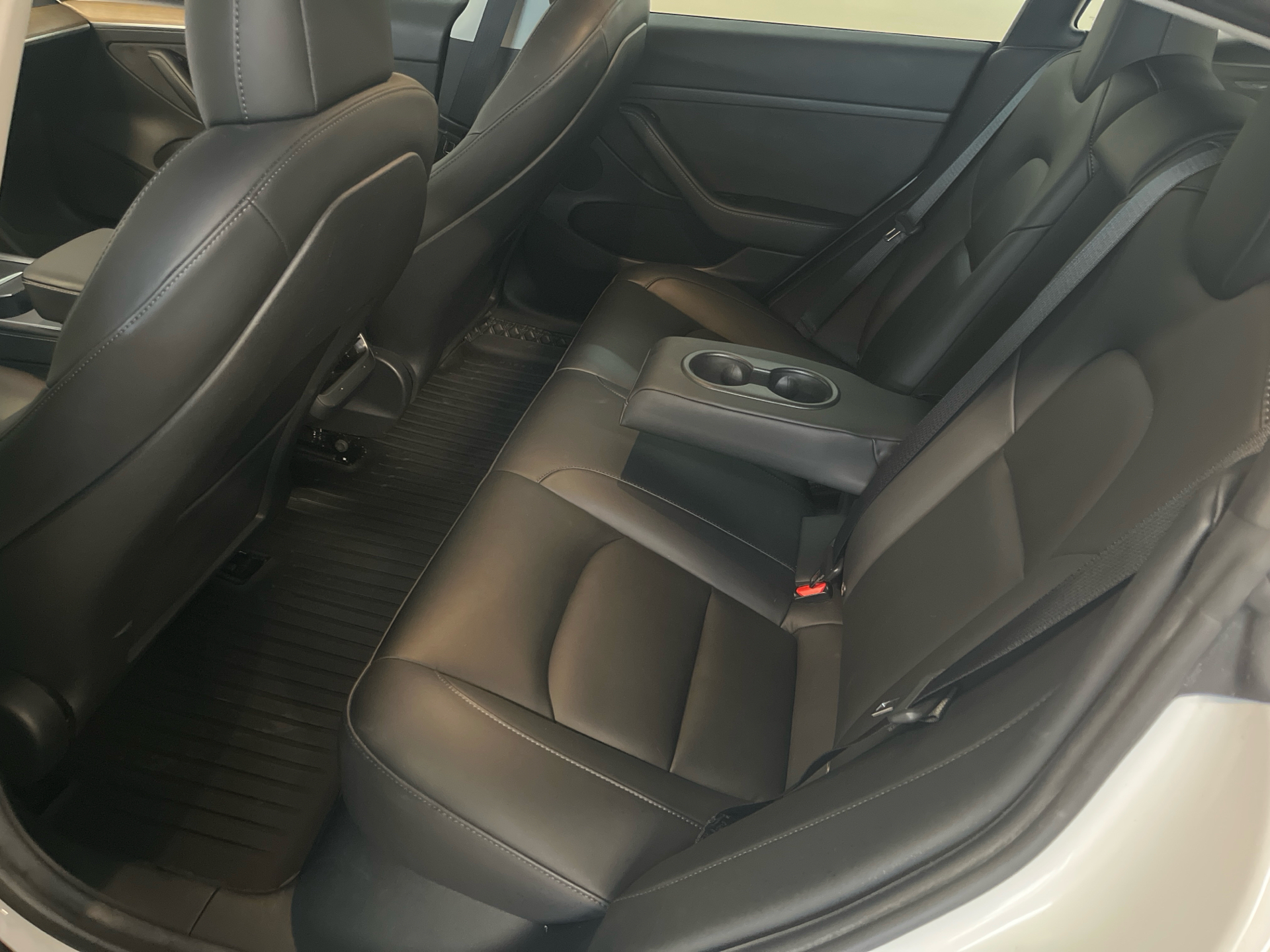 Billede af Tesla Model 3 EL Standard Range Plus 325HK Aut.