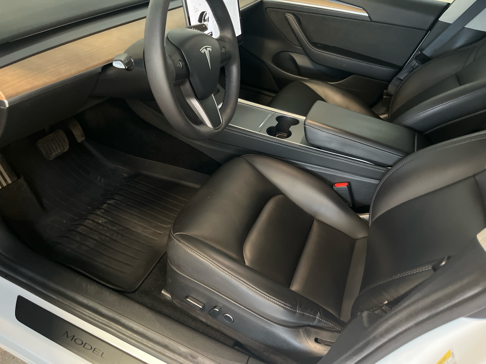 Billede af Tesla Model 3 EL Standard Range Plus 325HK Aut.