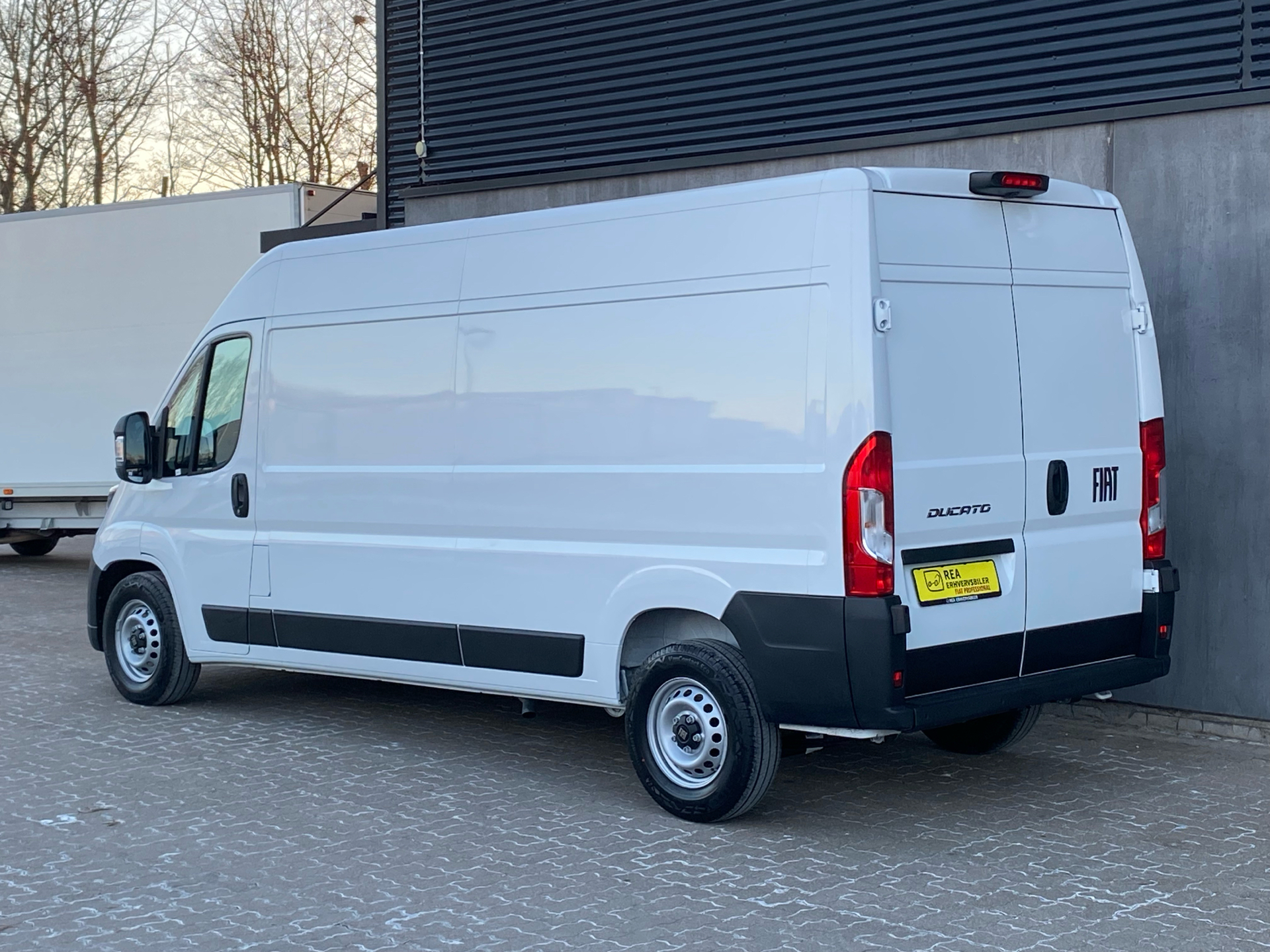 Billede af Fiat Ducato 35M L3H2 2,2 Multijet Pro 180HK Van 9g Aut.