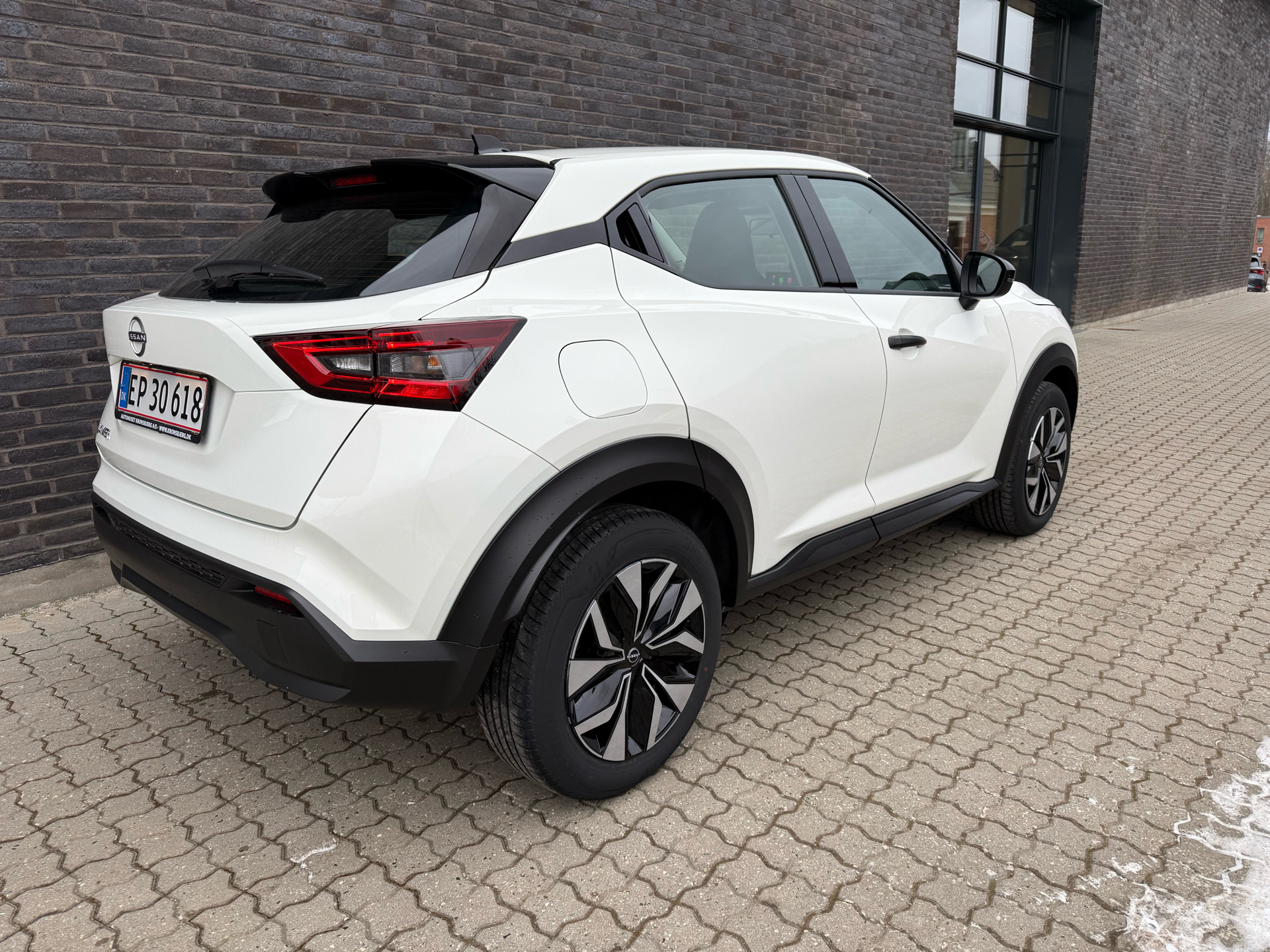 Billede af Nissan Juke 1,0 Dig-T Acenta DCT 114HK 5d 7g Aut.