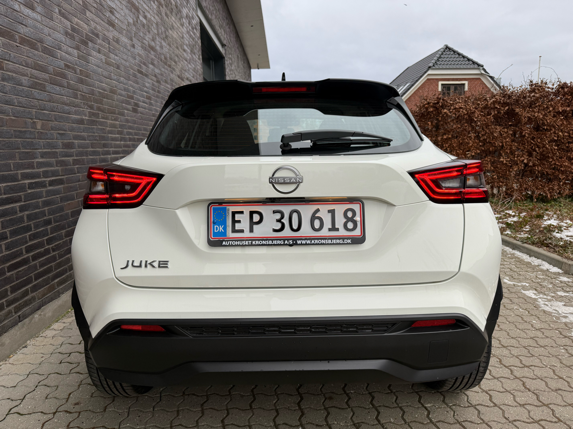 Billede af Nissan Juke 1,0 Dig-T Acenta DCT 114HK 5d 7g Aut.