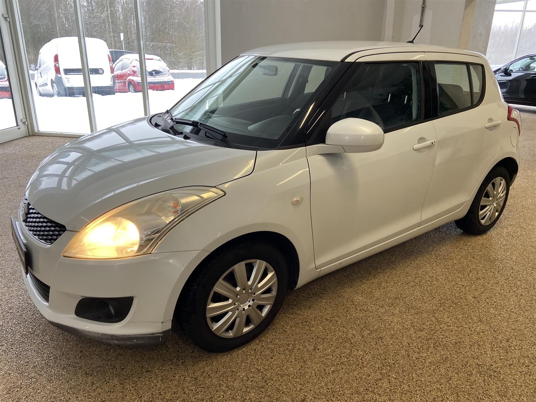 Billede af Suzuki Swift 1,2 16V GL A/C Start/Stop 94HK 5d