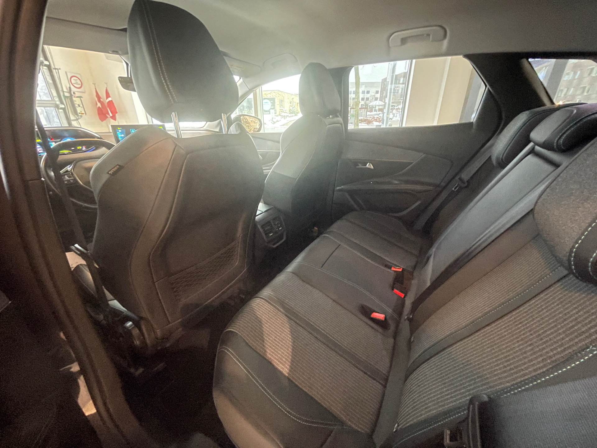 Billede af Peugeot 3008 1,6 PureTech  Plugin-hybrid Selection Sport EAT8 225HK 5d 8g Aut.