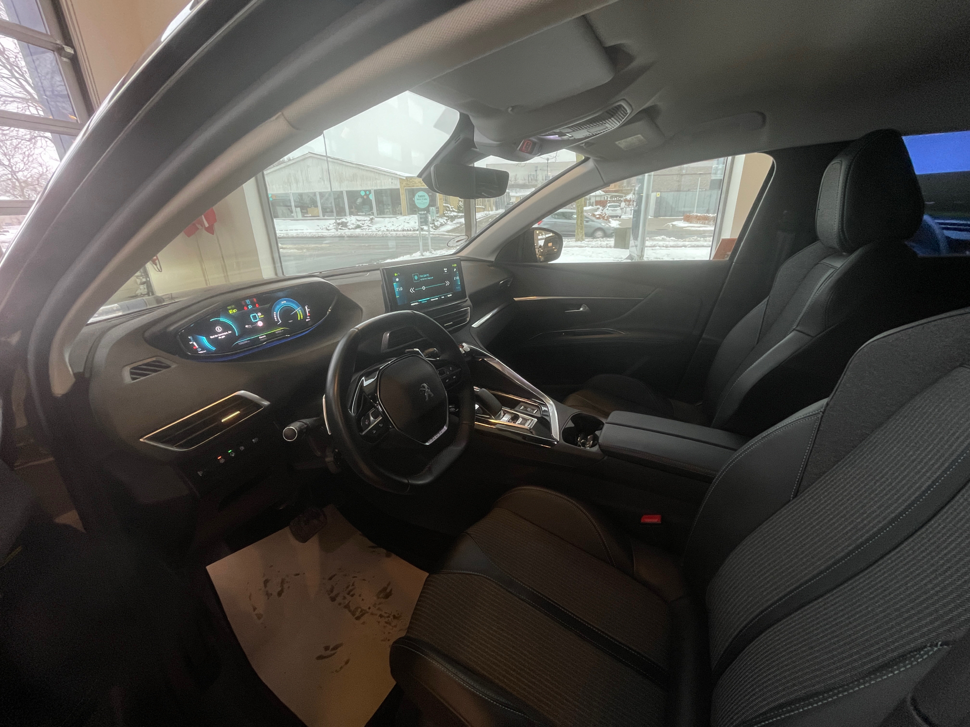 Billede af Peugeot 3008 1,6 PureTech  Plugin-hybrid Selection Sport EAT8 225HK 5d 8g Aut.