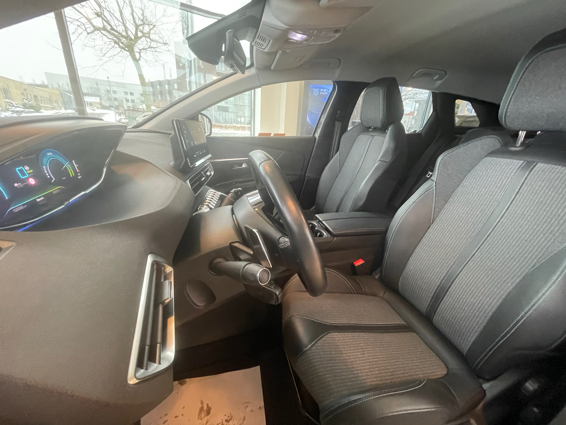 Billede af Peugeot 3008 1,6 PureTech  Plugin-hybrid Selection Sport EAT8 225HK 5d 8g Aut.